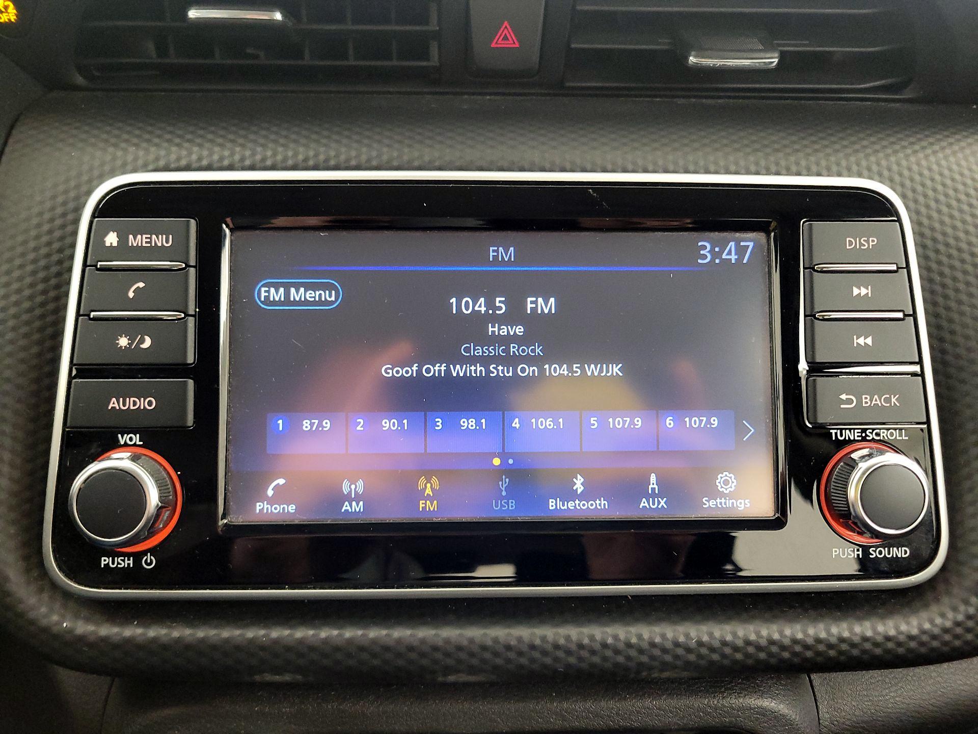 Thumbnail: 2022 Nissan Kicks - 15