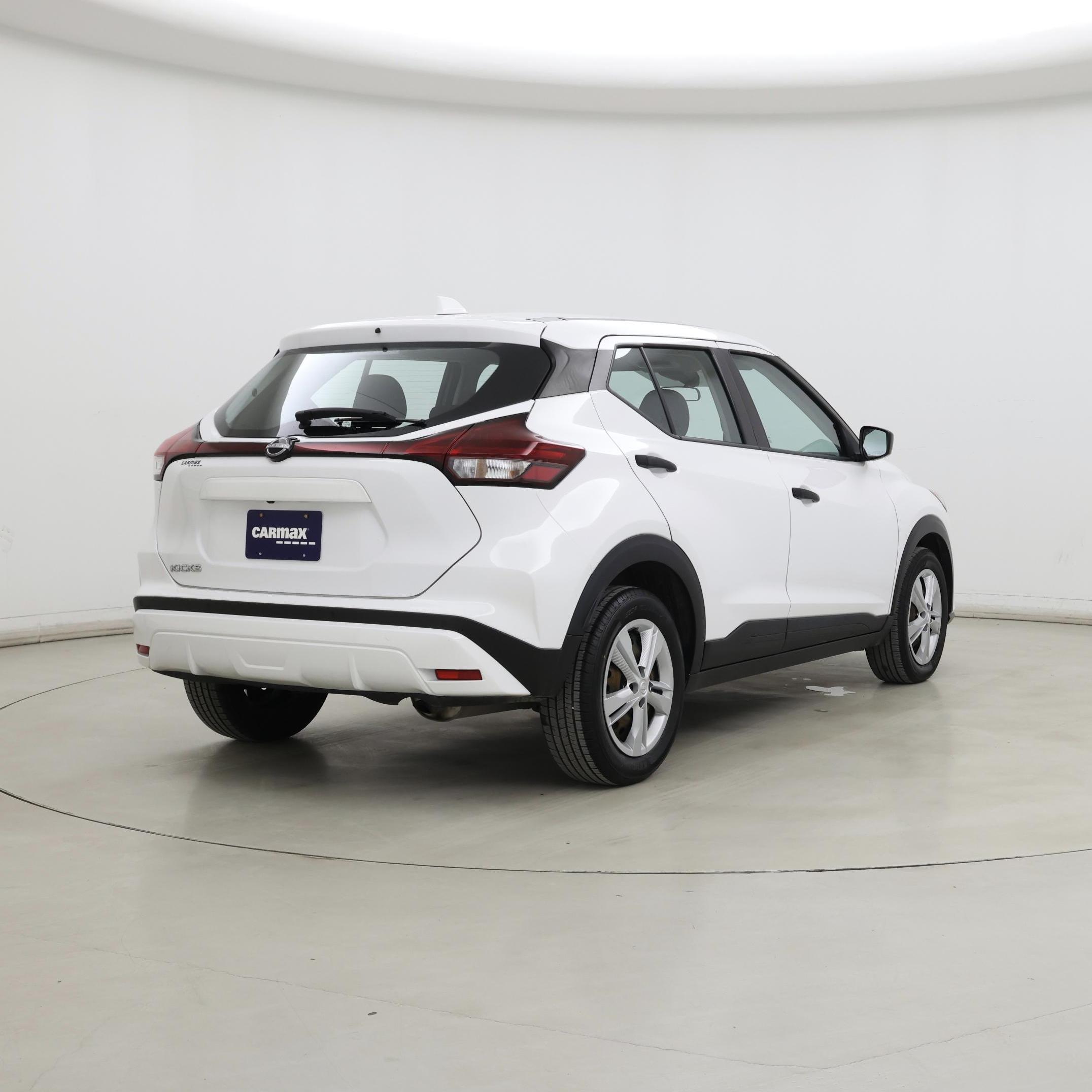 Thumbnail: 2022 Nissan Kicks - 8