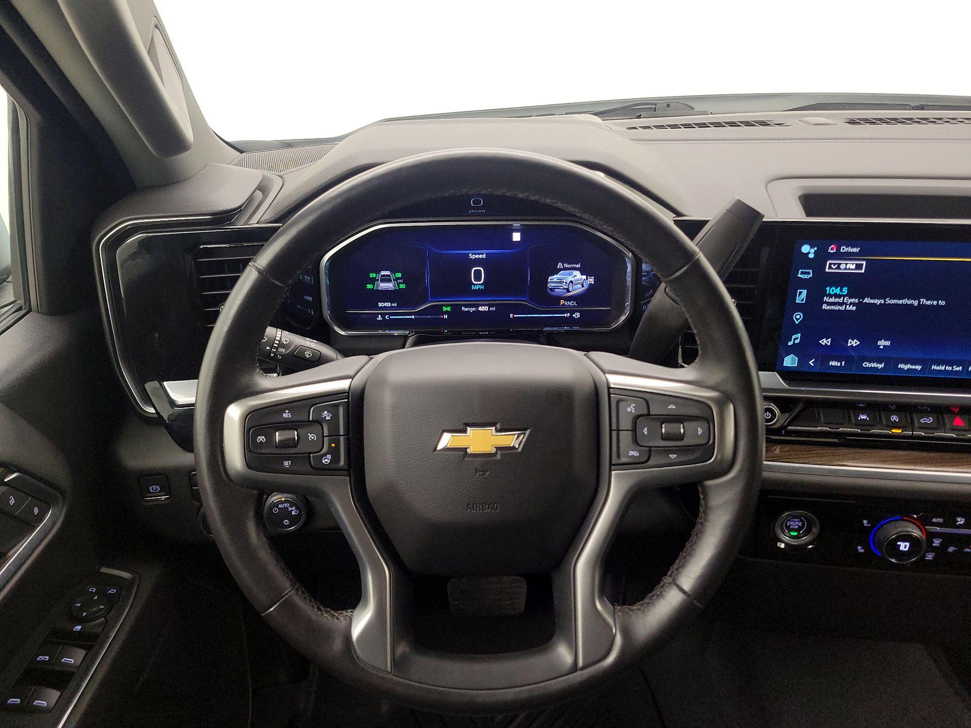 Thumbnail: 2022 Chevrolet Silverado 1500 - 10