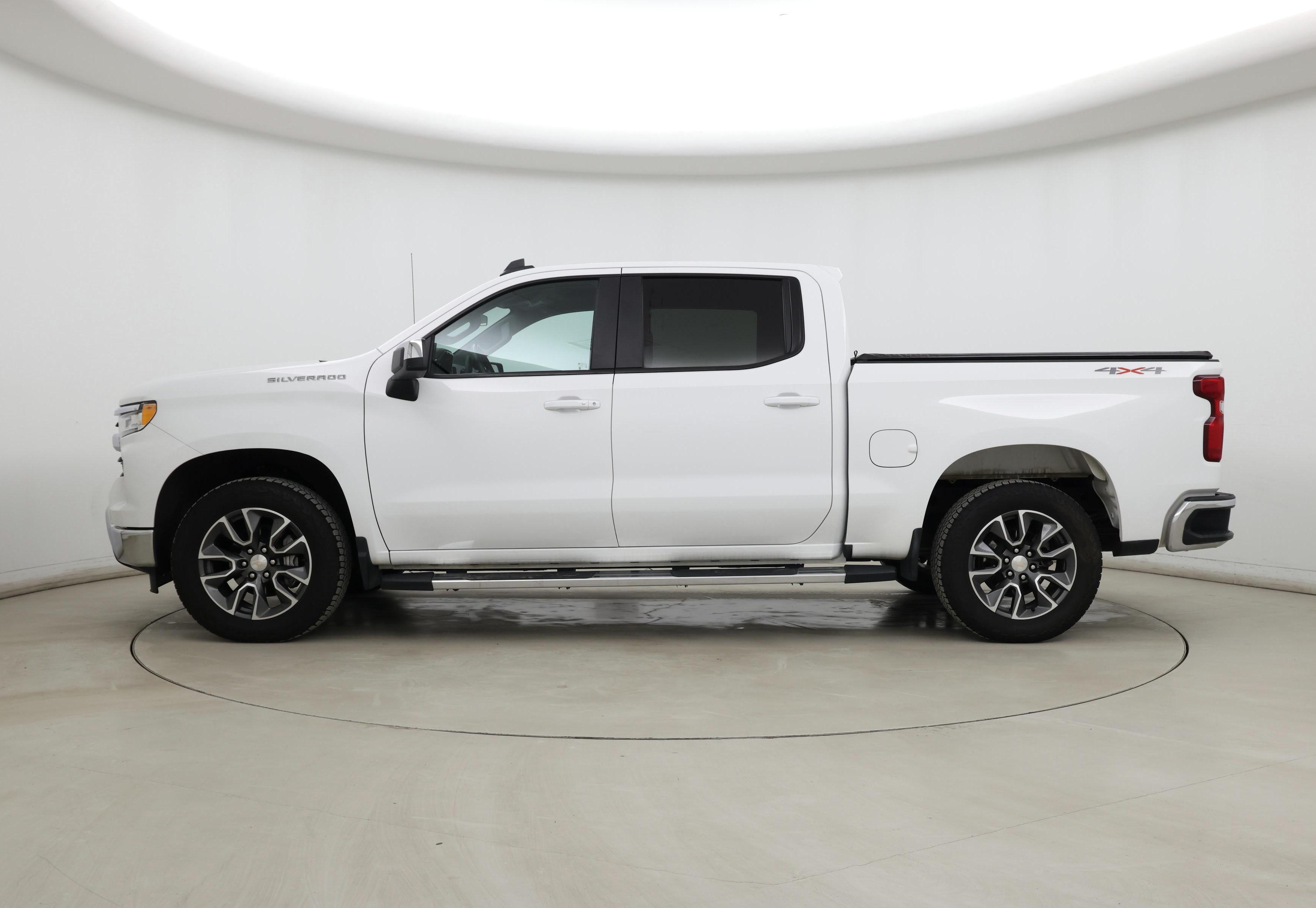 Thumbnail: 2022 Chevrolet Silverado 1500 - 3