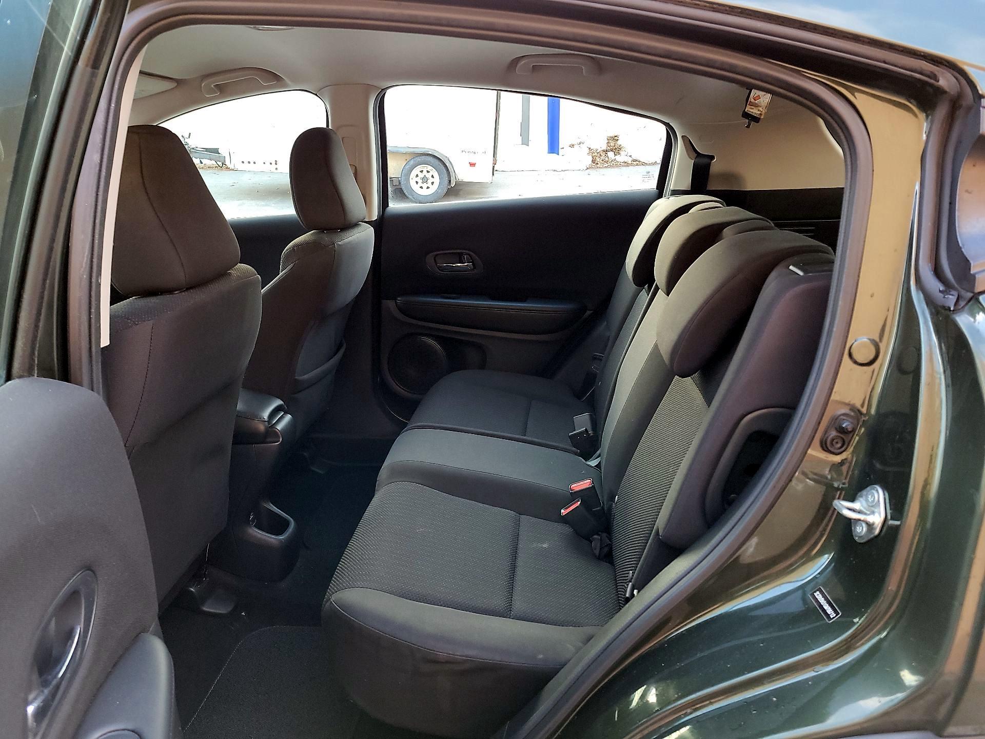 Thumbnail: 2016 Honda HR-V - 17