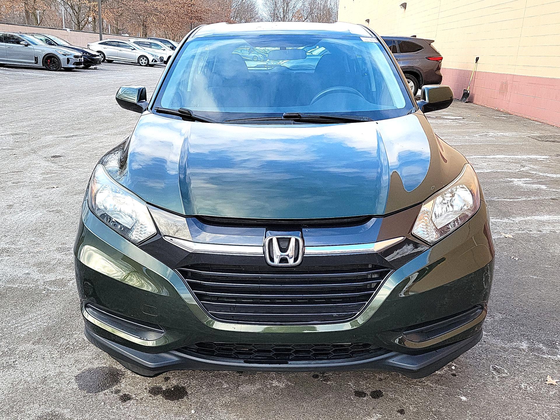 Thumbnail: 2016 Honda HR-V - 2