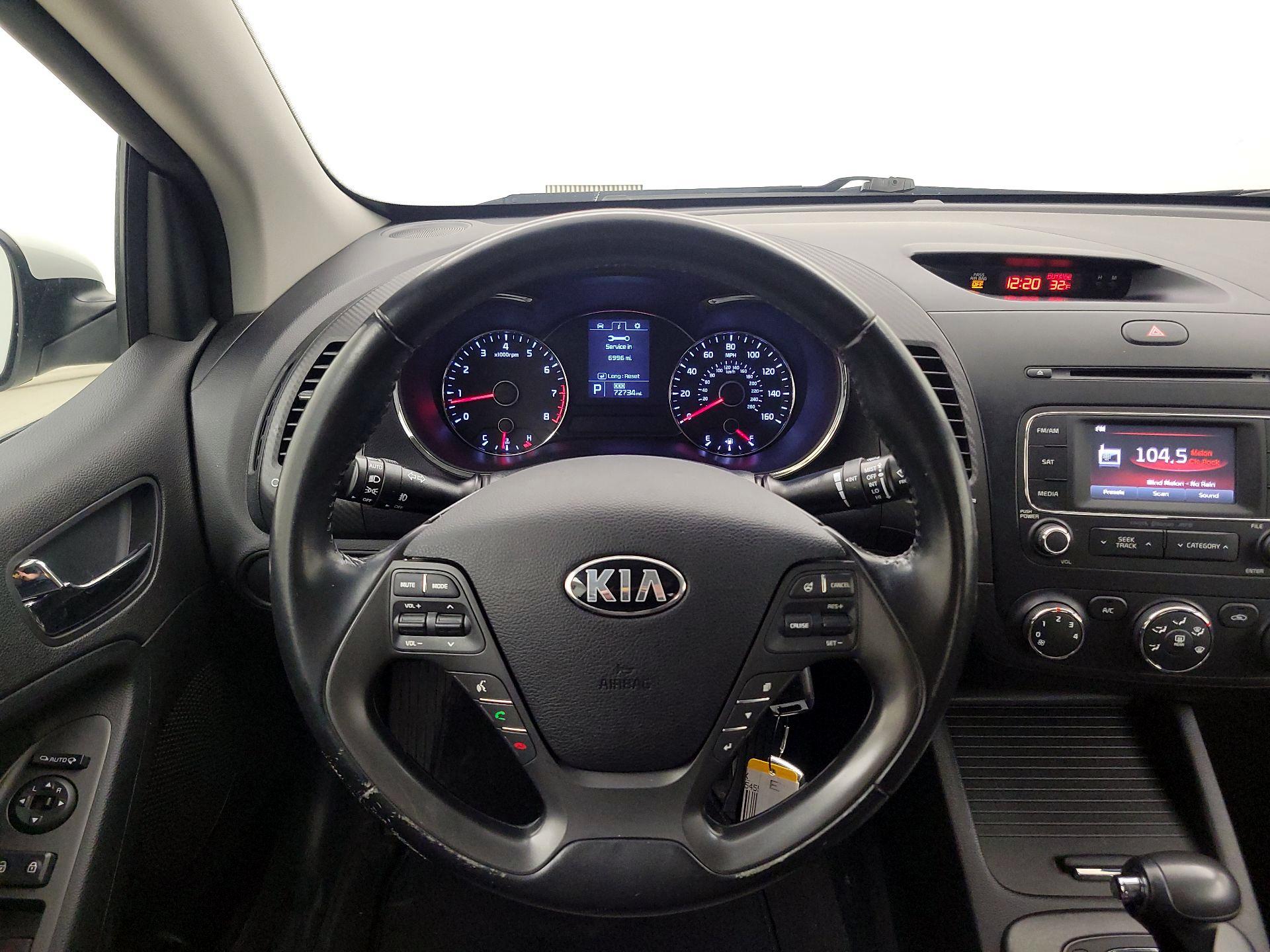 Thumbnail: 2014 Kia Forte - 10