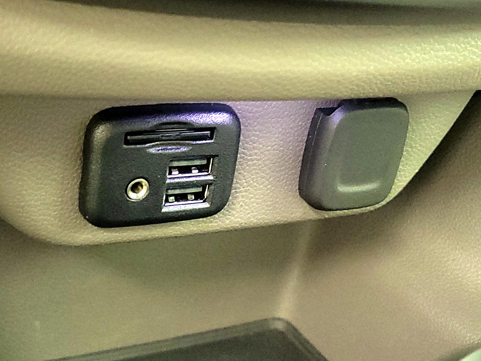 Thumbnail: 2020 Chevrolet Traverse - 19