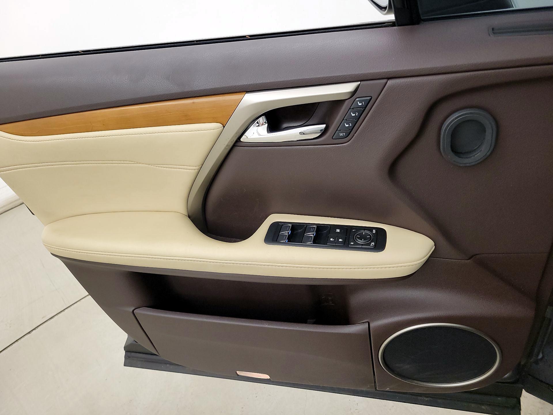 Thumbnail: 2019 Lexus RX - 12