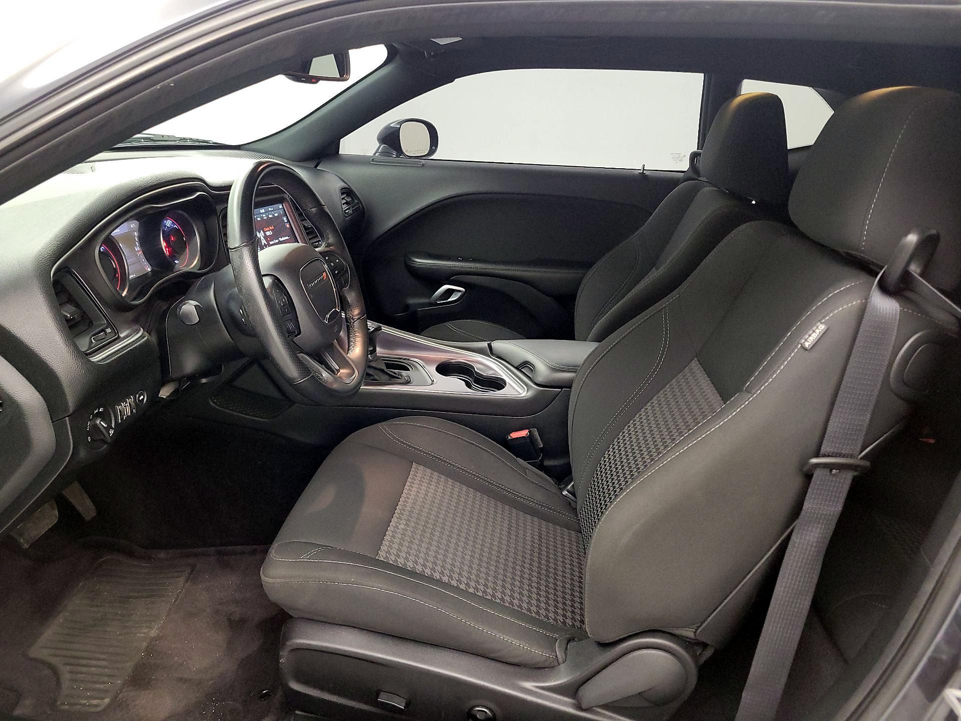 Thumbnail: 2018 Dodge Challenger - 11