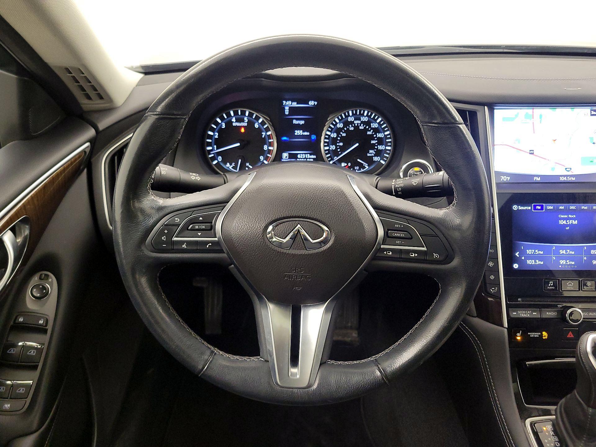 Thumbnail: 2019 INFINITI Q50 - 10