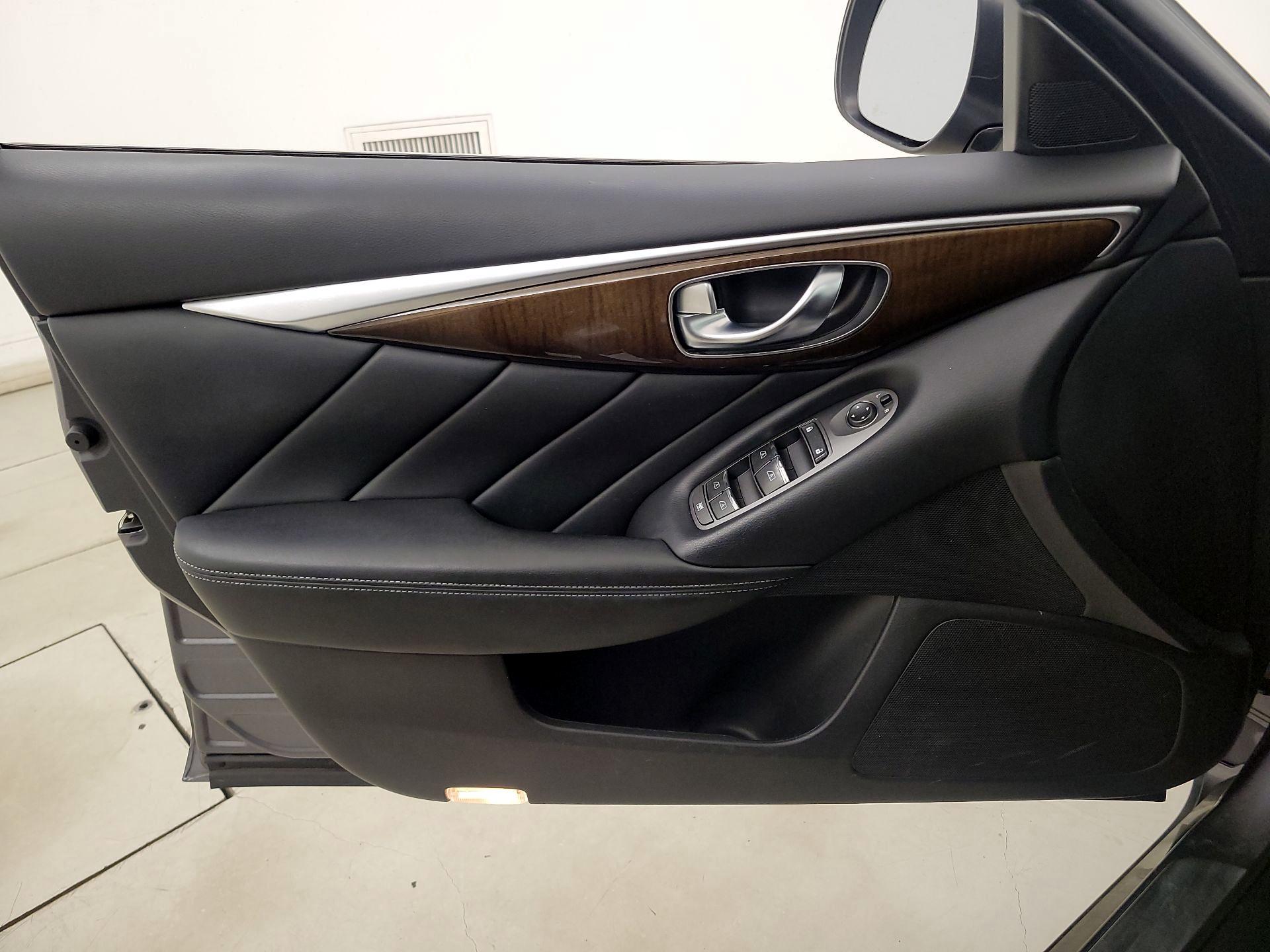 Thumbnail: 2019 INFINITI Q50 - 12