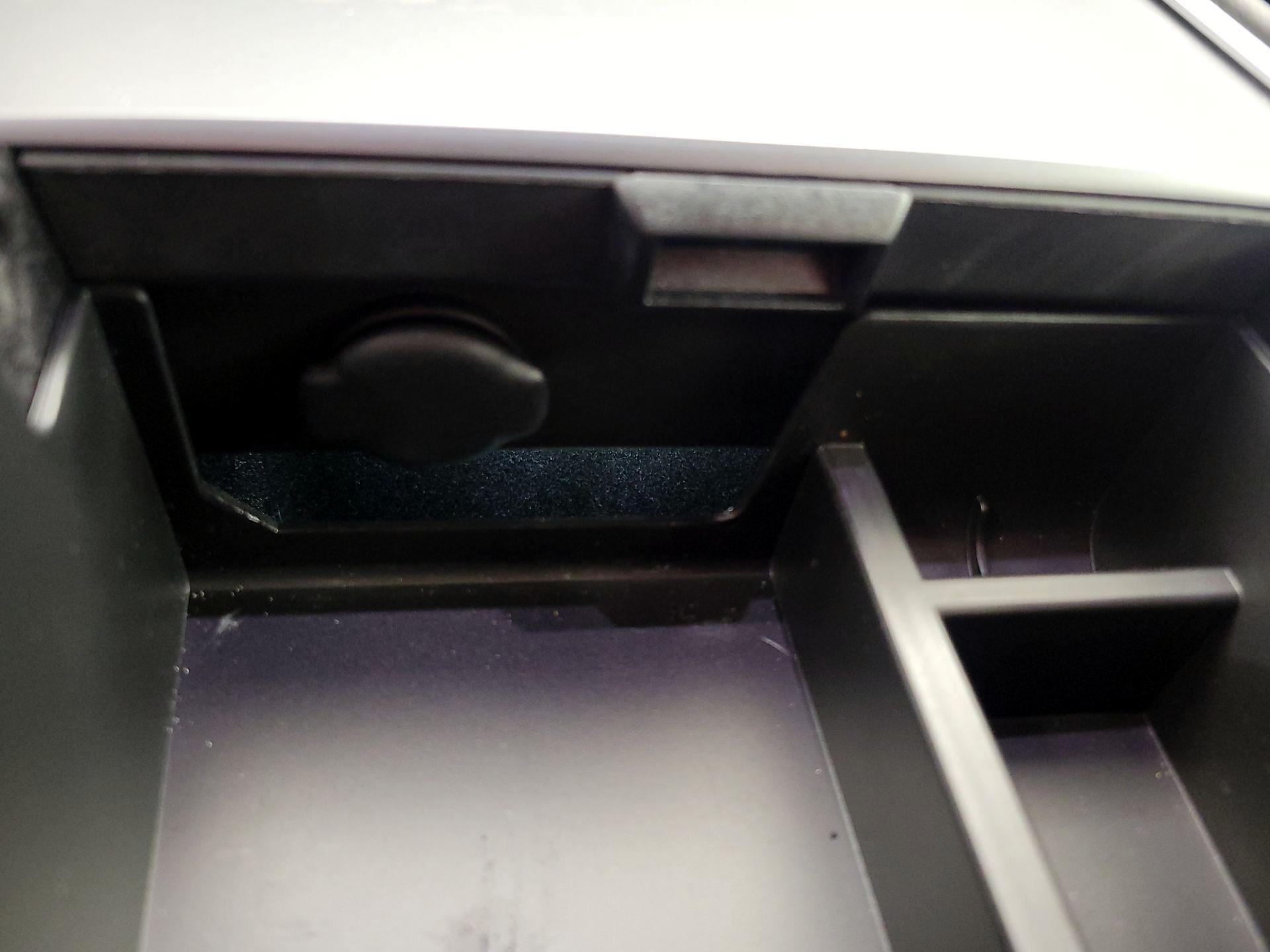 Thumbnail: 2022 Tesla Model 3 - 18