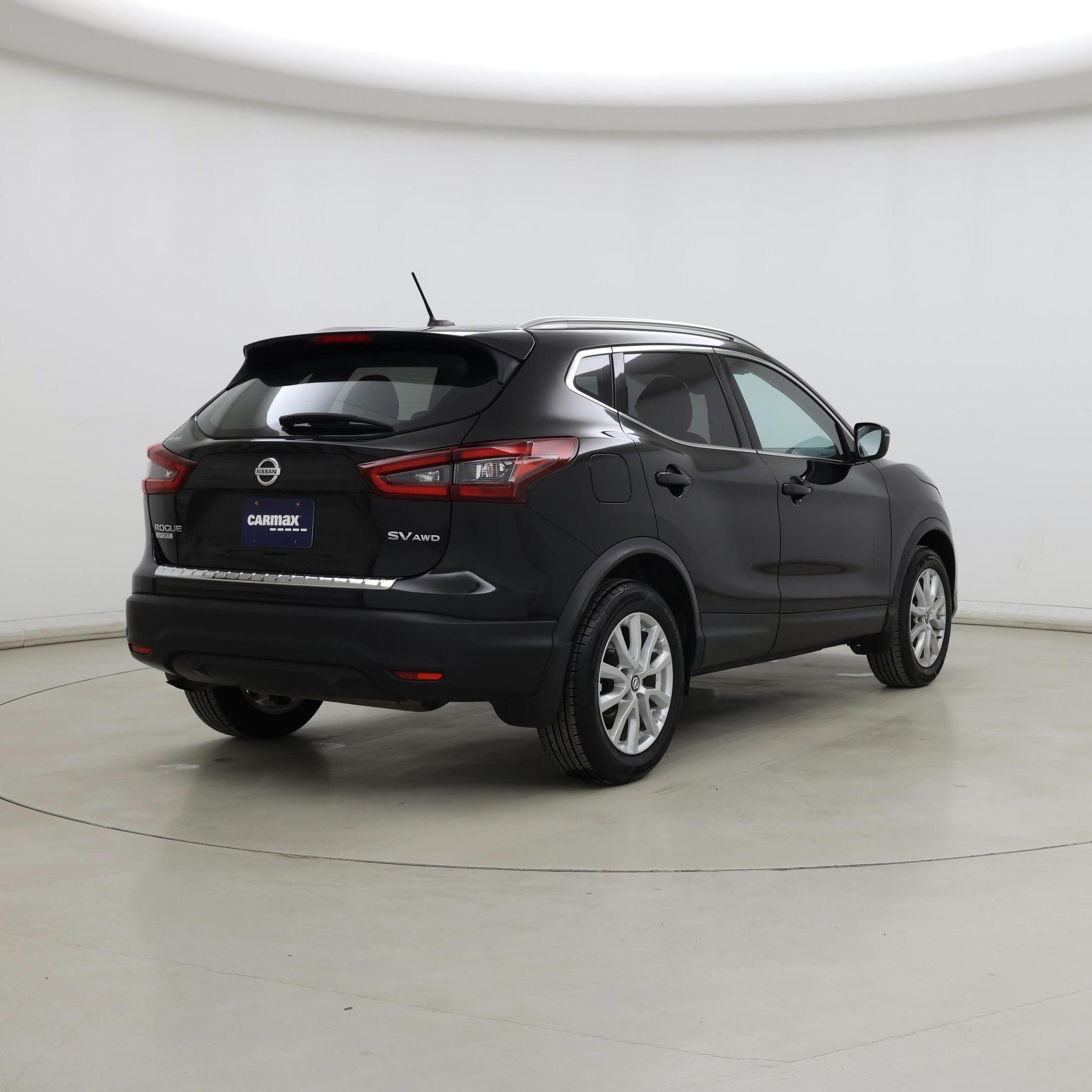 Thumbnail: 2020 Nissan Rogue Sport - 8