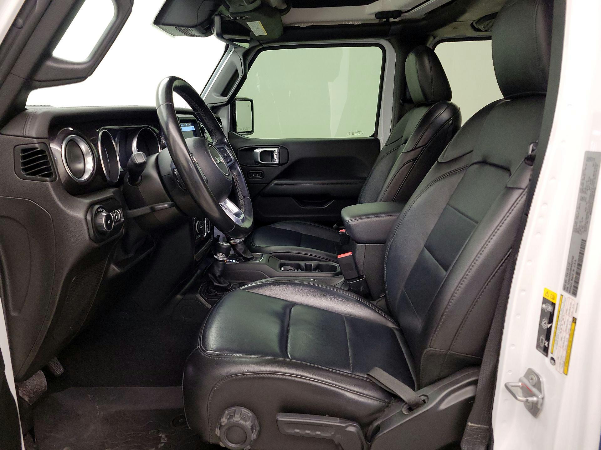 Thumbnail: 2021 Jeep Wrangler - 11