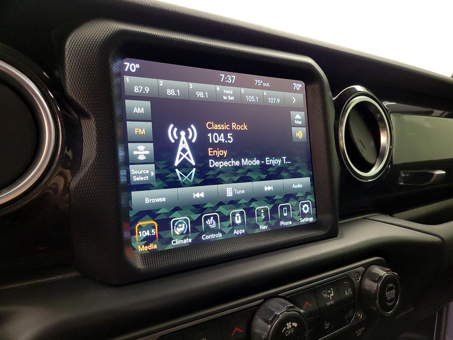 Thumbnail: 2021 Jeep Wrangler - 16