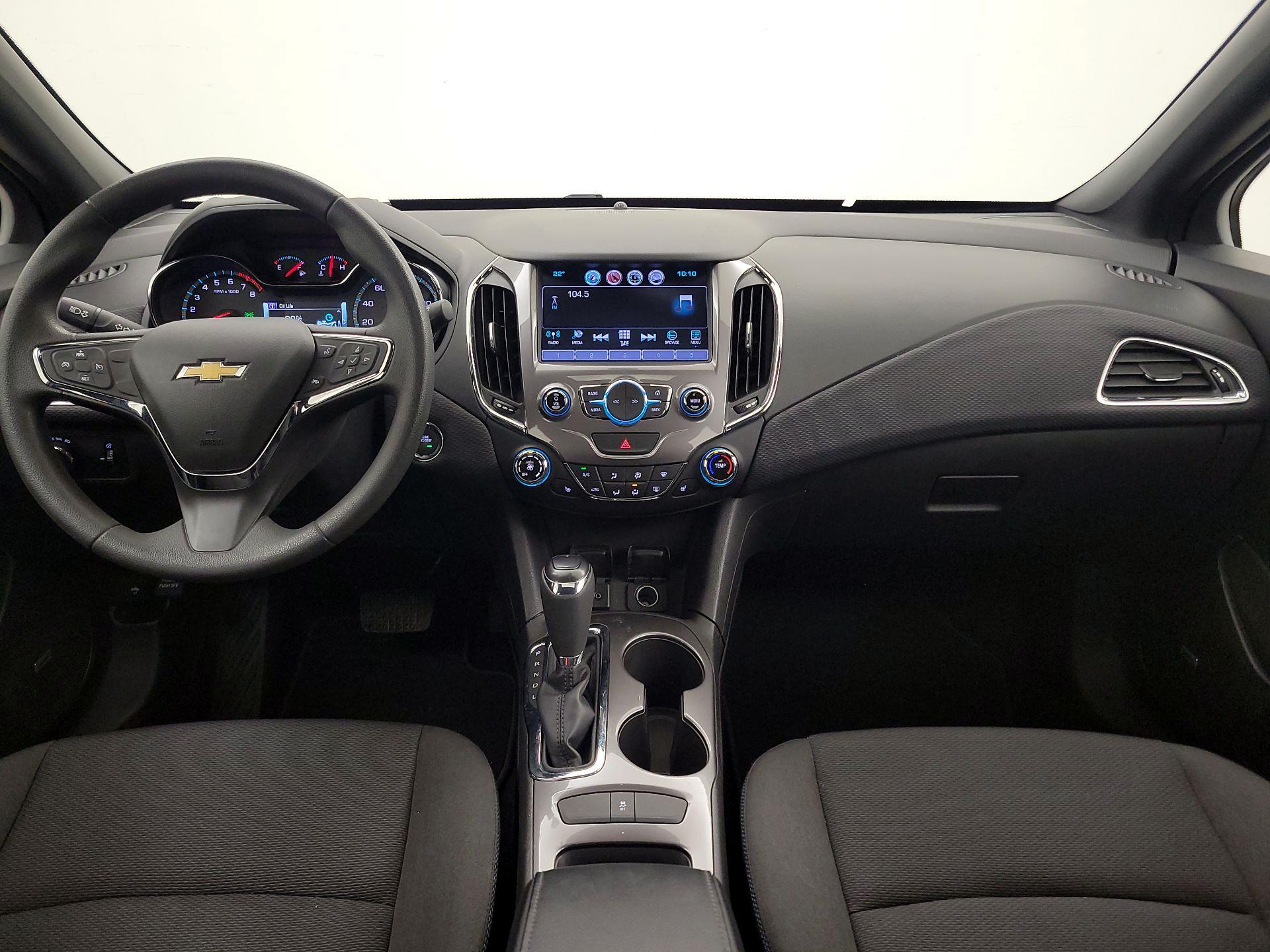 Thumbnail: 2016 Chevrolet Cruze - 9