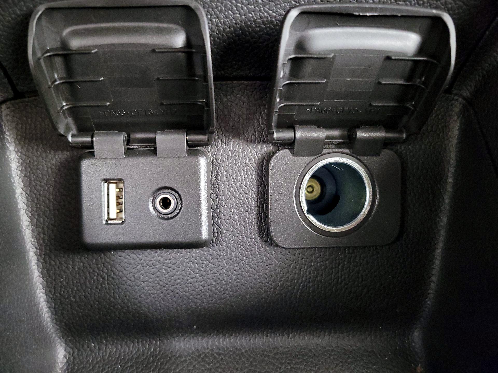 Thumbnail: 2016 Chevrolet Cruze - 18