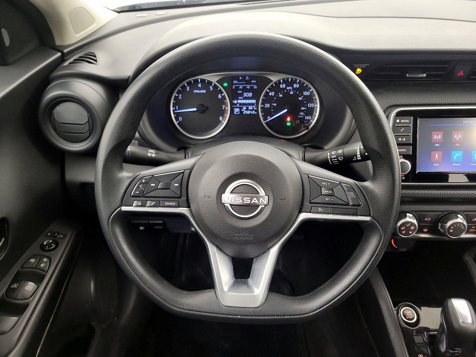 Thumbnail: 2022 Nissan Kicks - 10