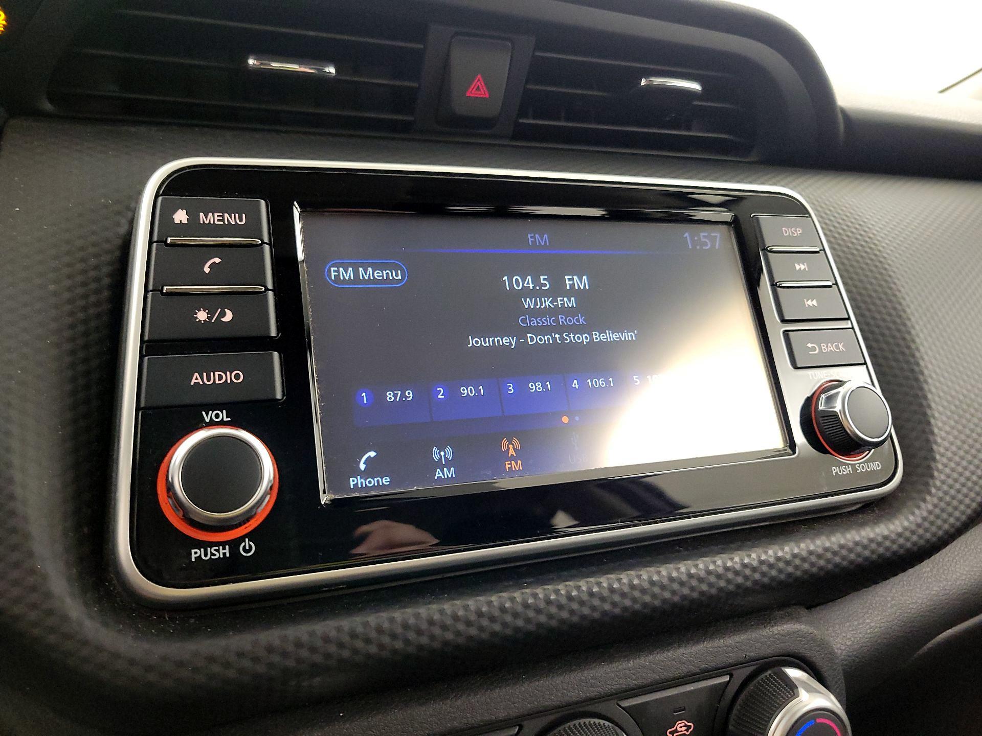 Thumbnail: 2022 Nissan Kicks - 15