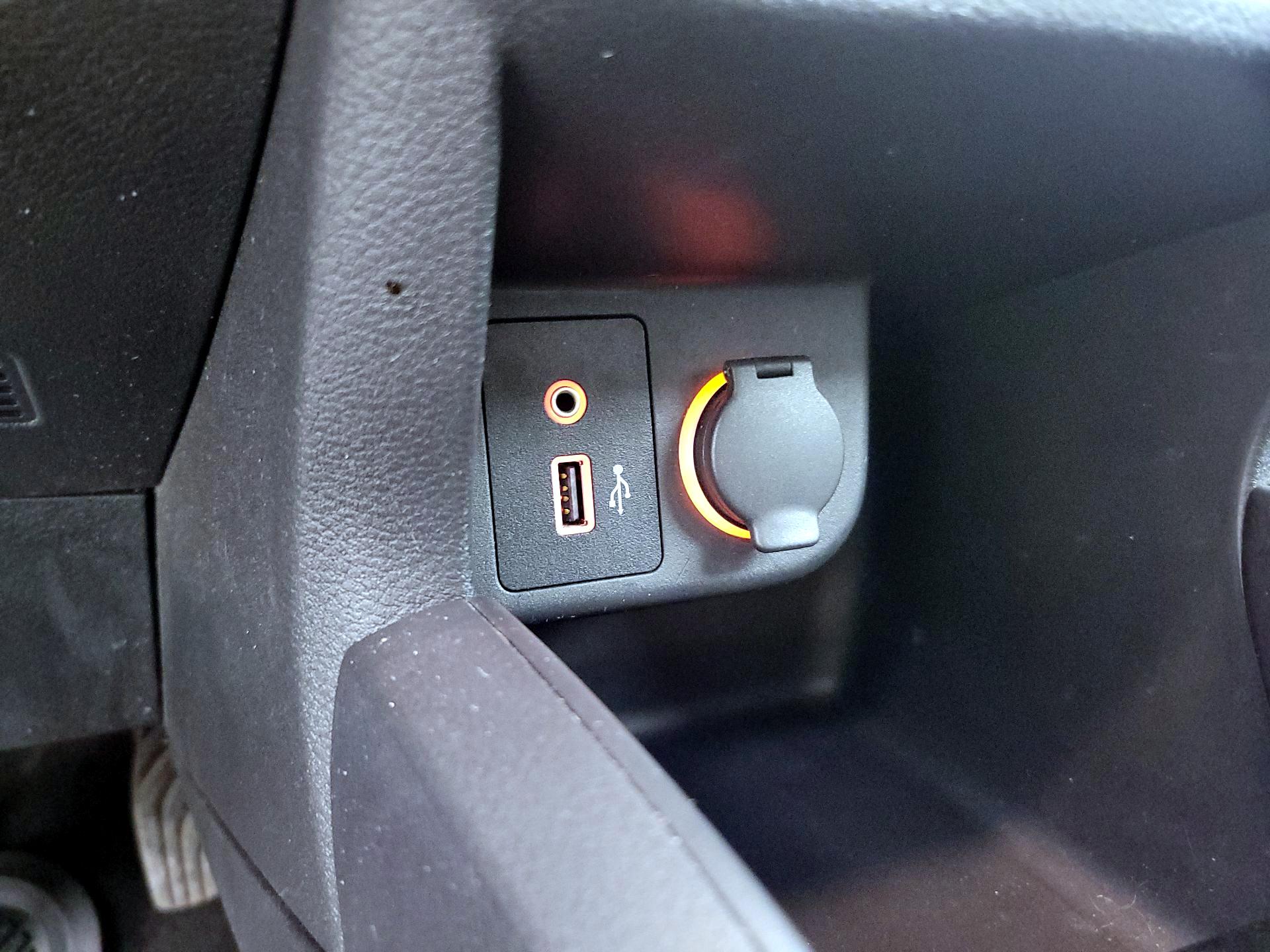 Thumbnail: 2022 Nissan Kicks - 18