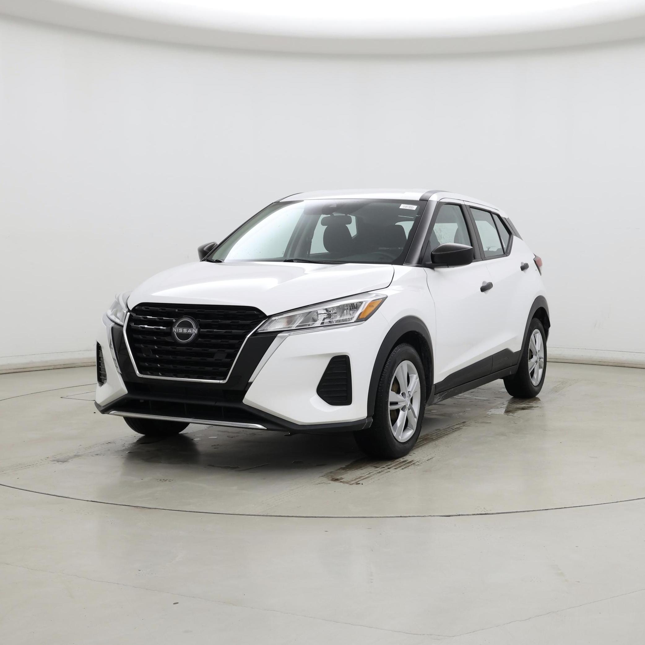 Thumbnail: 2022 Nissan Kicks - 4