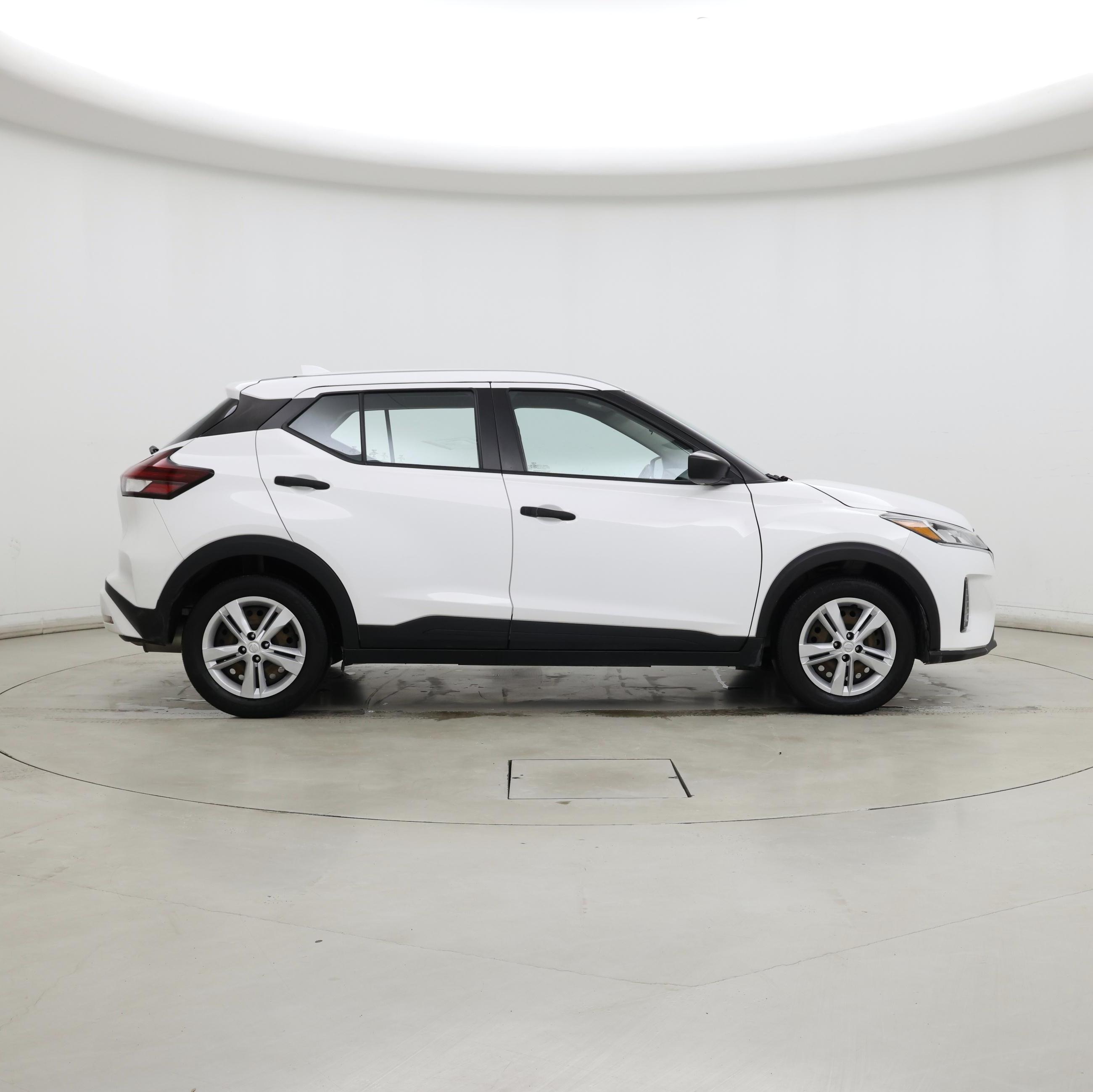 Thumbnail: 2022 Nissan Kicks - 7