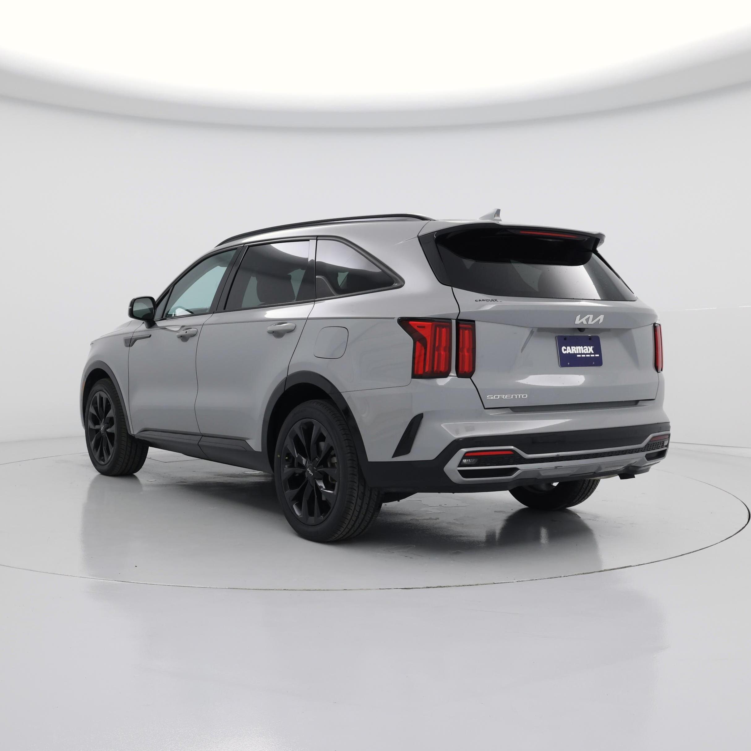 Thumbnail: 2023 Kia Sorento - 2