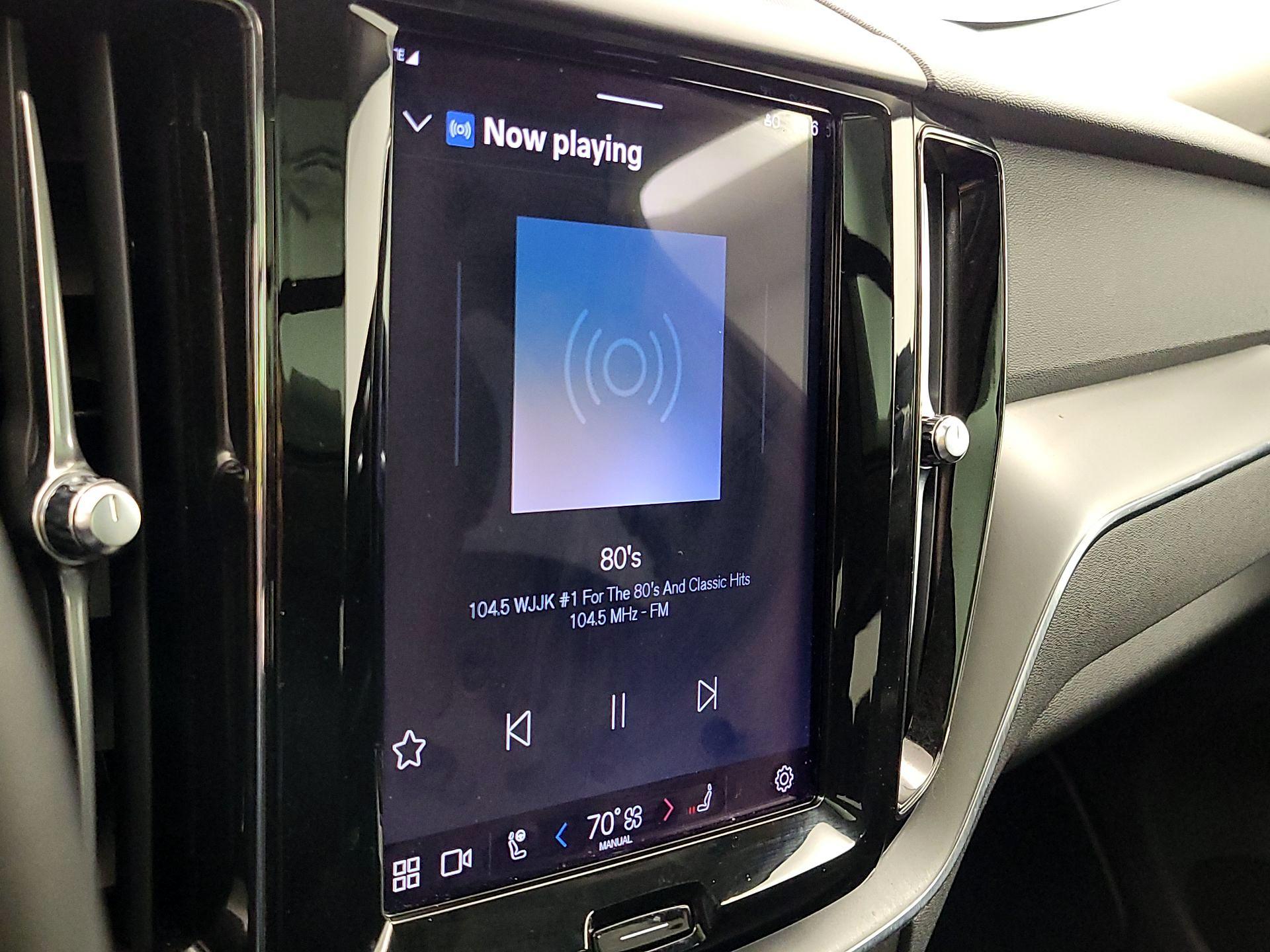 Thumbnail: 2023 Volvo XC60 - 15