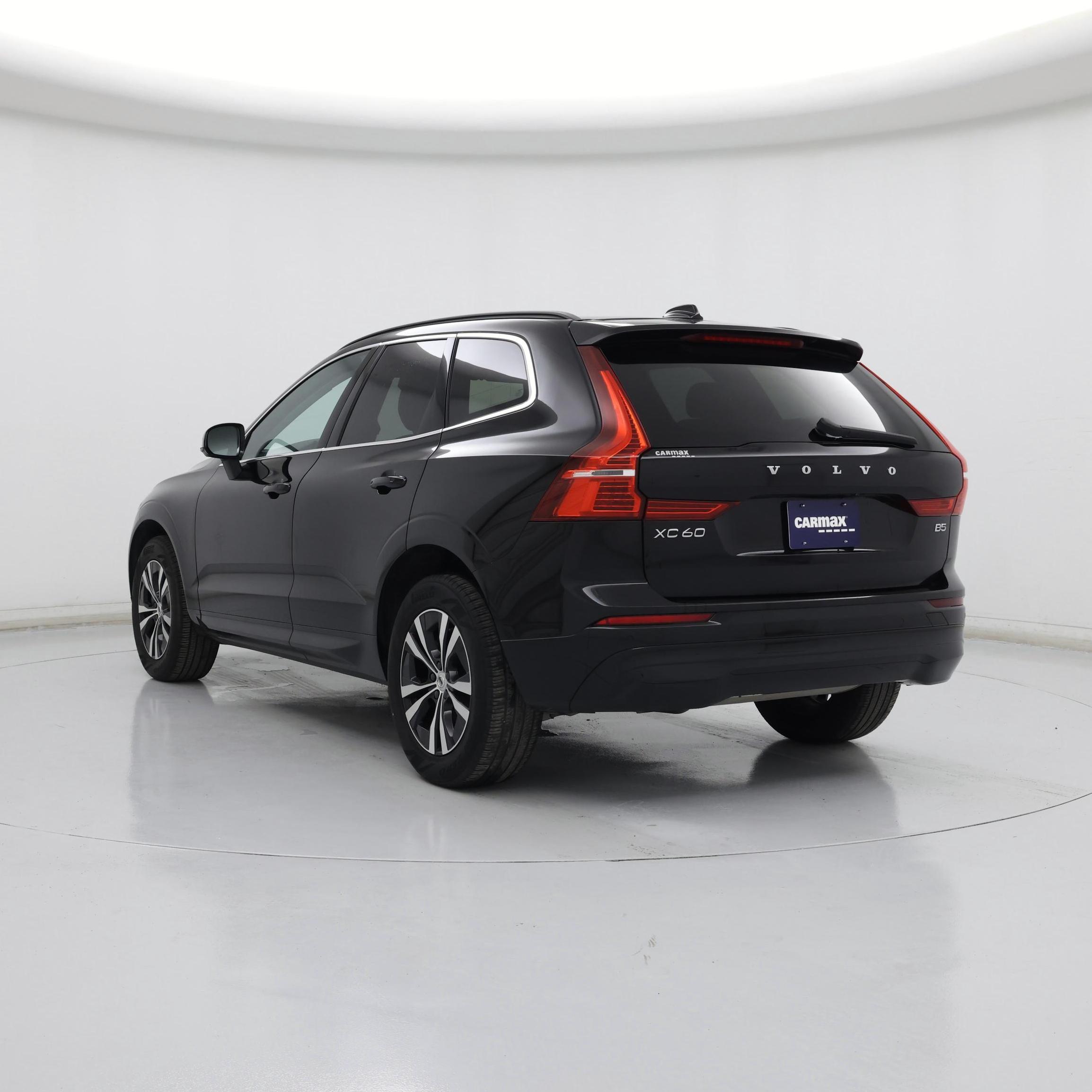Thumbnail: 2023 Volvo XC60 - 2