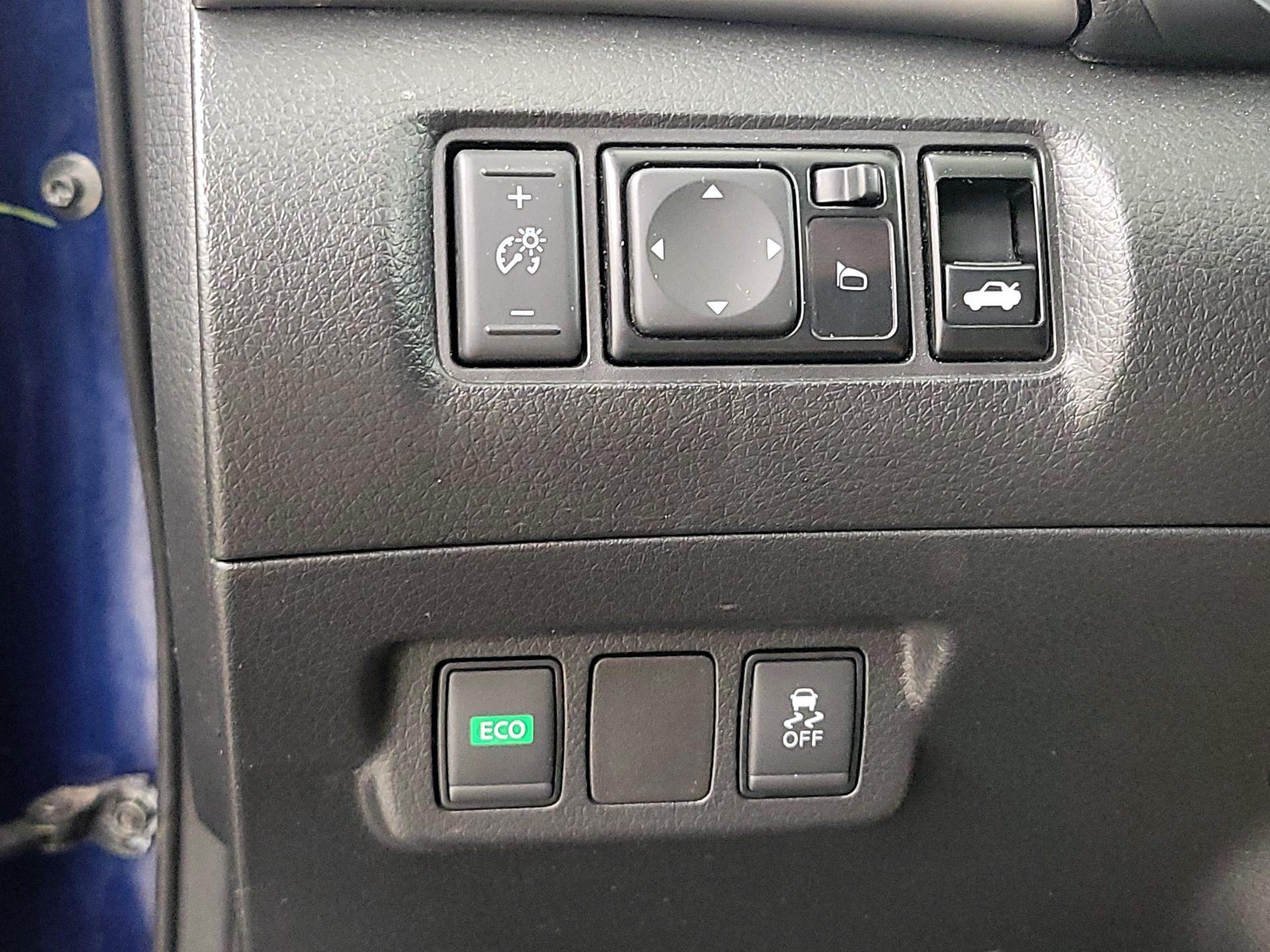 Thumbnail: 2019 Nissan Sentra - 13