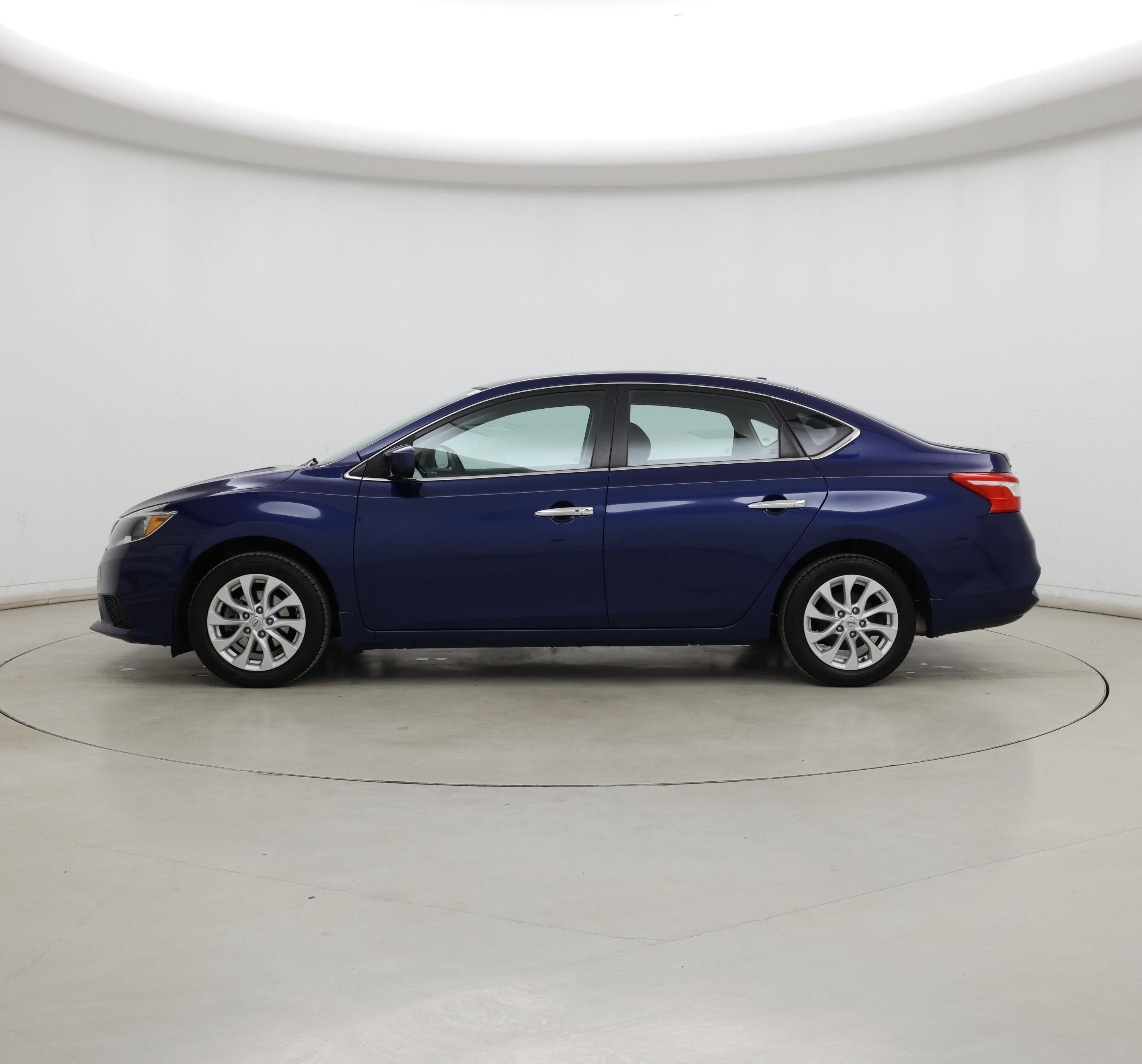 Thumbnail: 2019 Nissan Sentra - 3