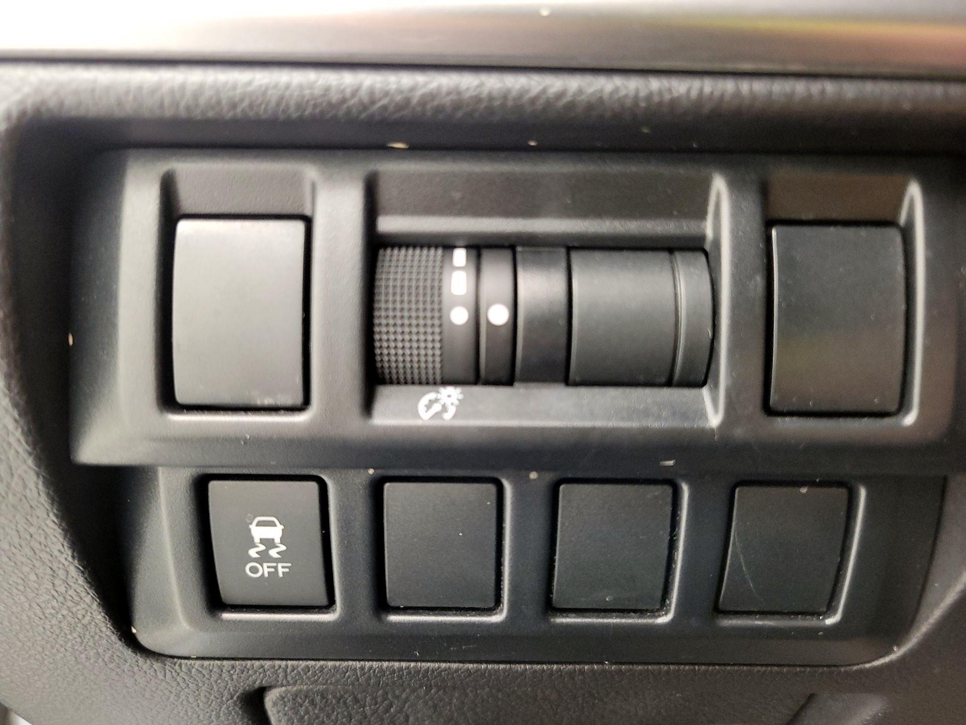 Thumbnail: 2016 Subaru Outback - 13