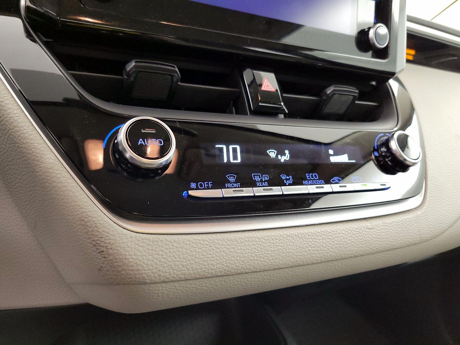 Thumbnail: 2020 Toyota Corolla - 16