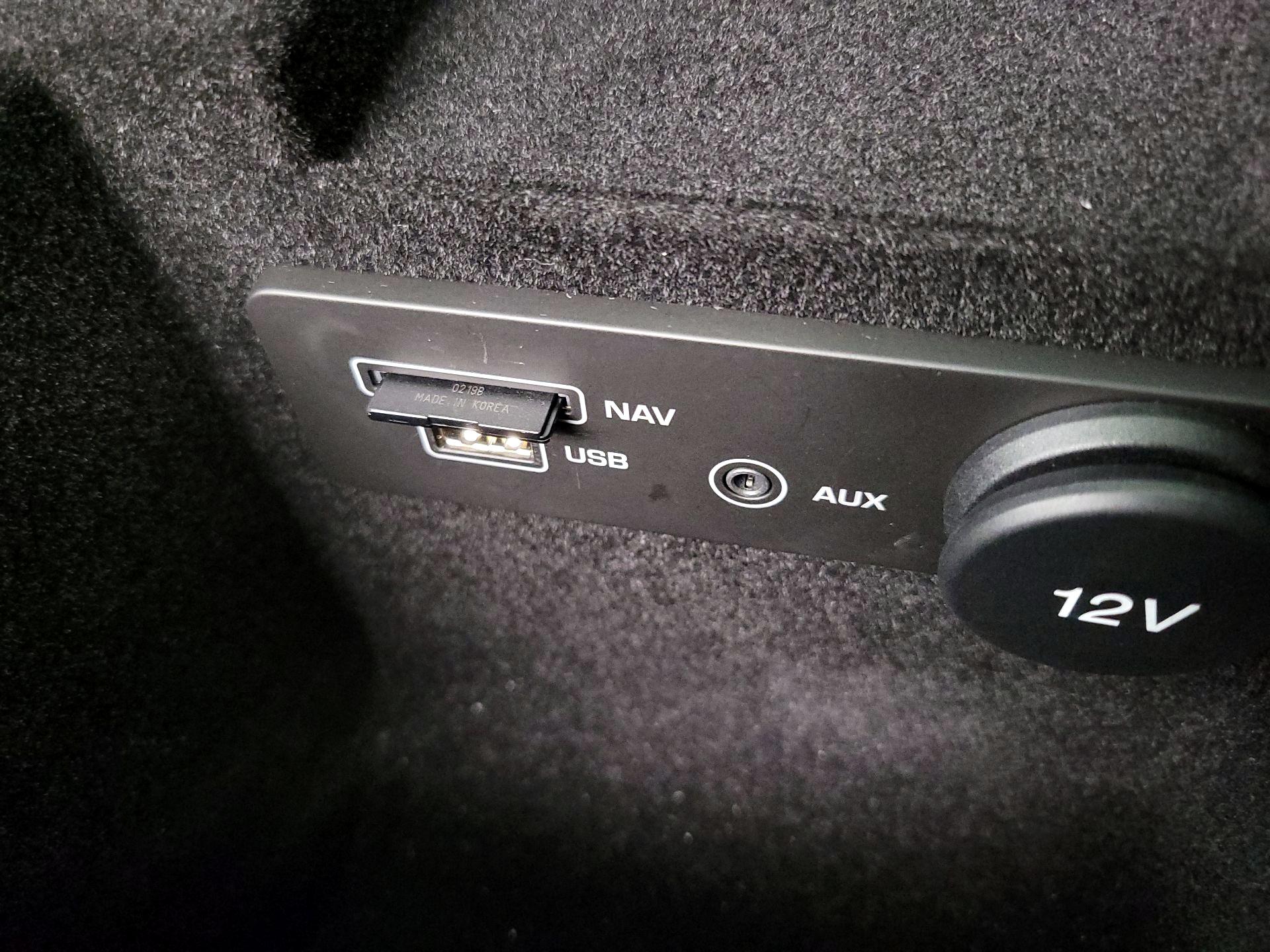 Thumbnail: 2016 Jaguar XF - 18