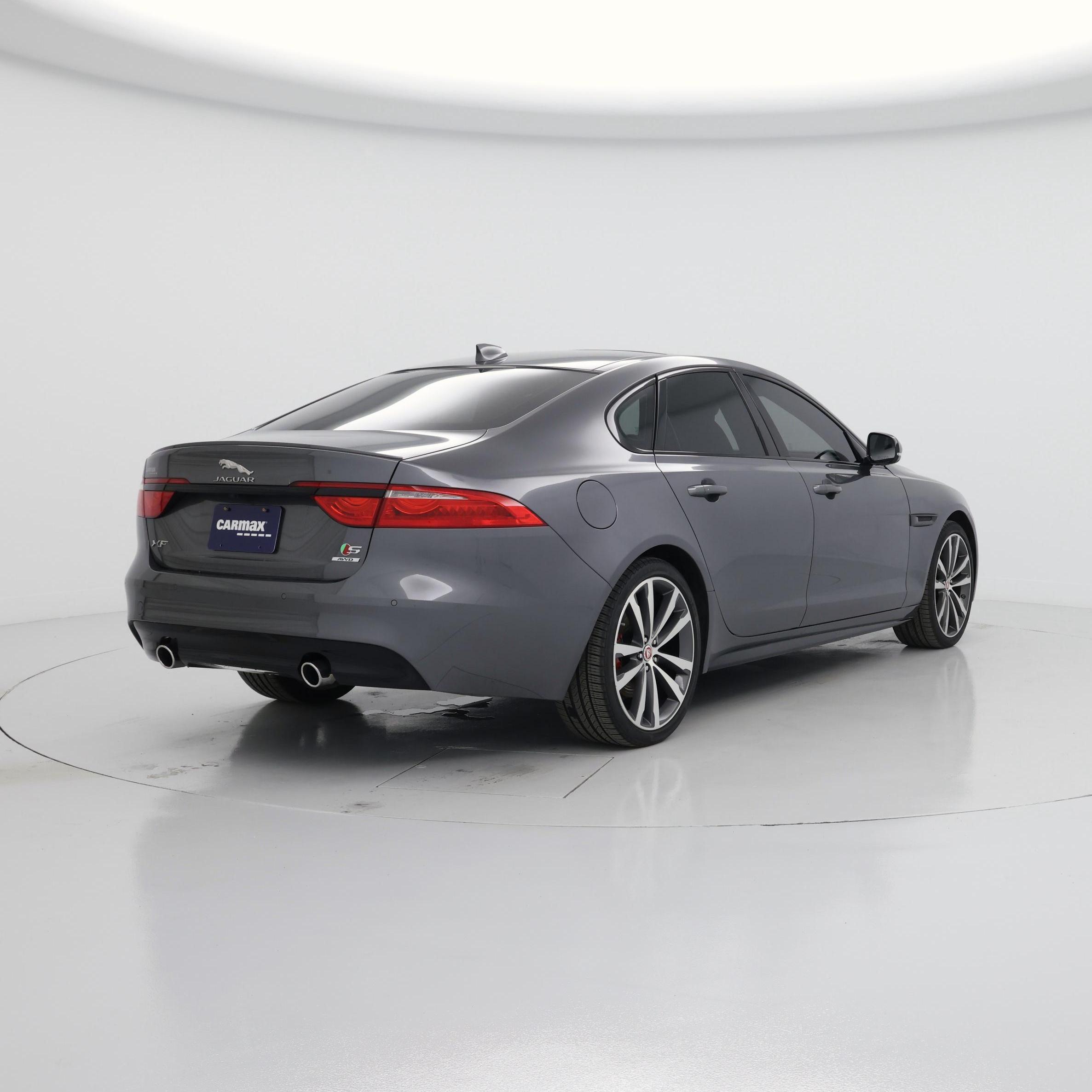Thumbnail: 2016 Jaguar XF - 8