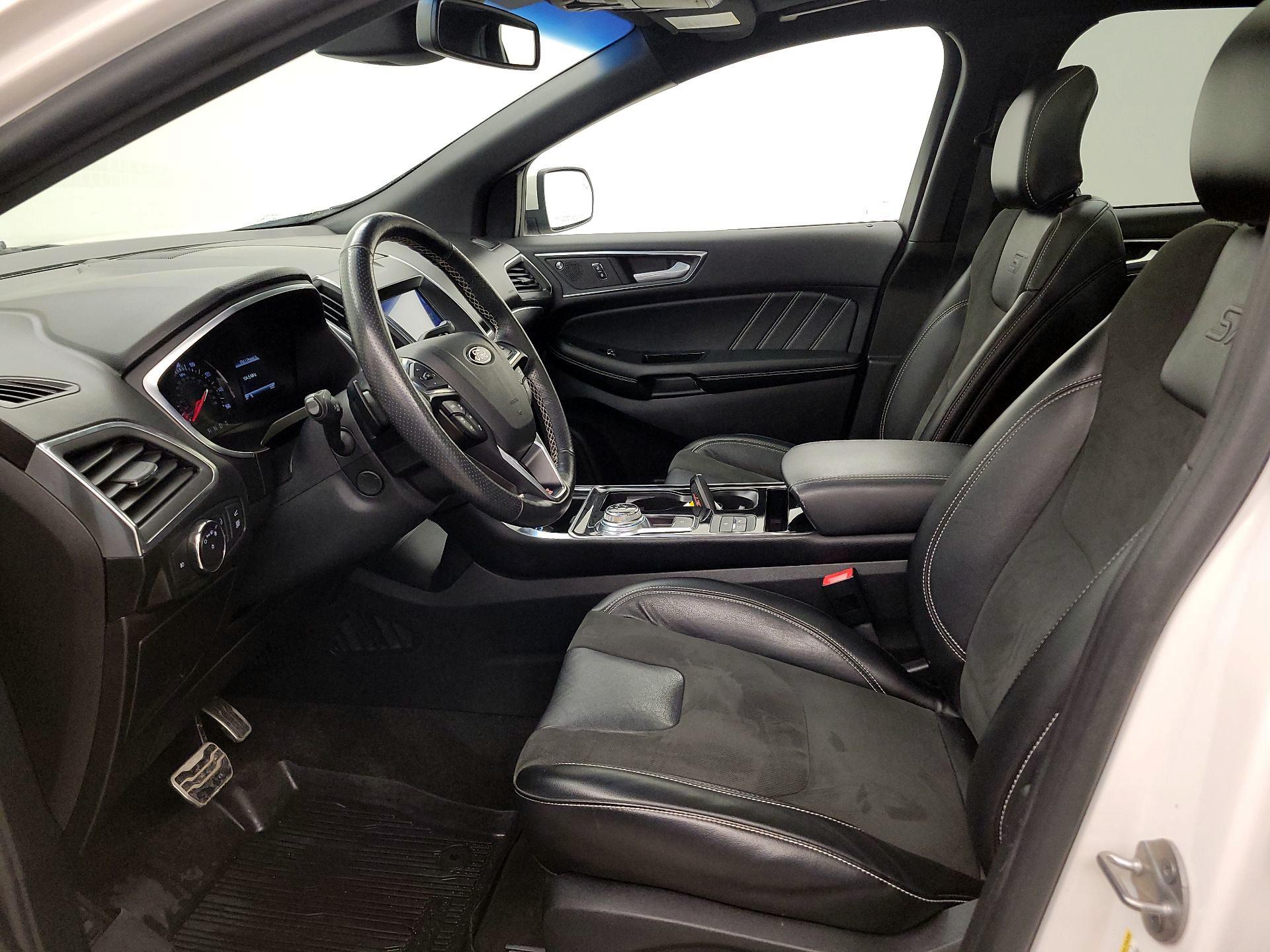 Thumbnail: 2019 Ford Edge - 11