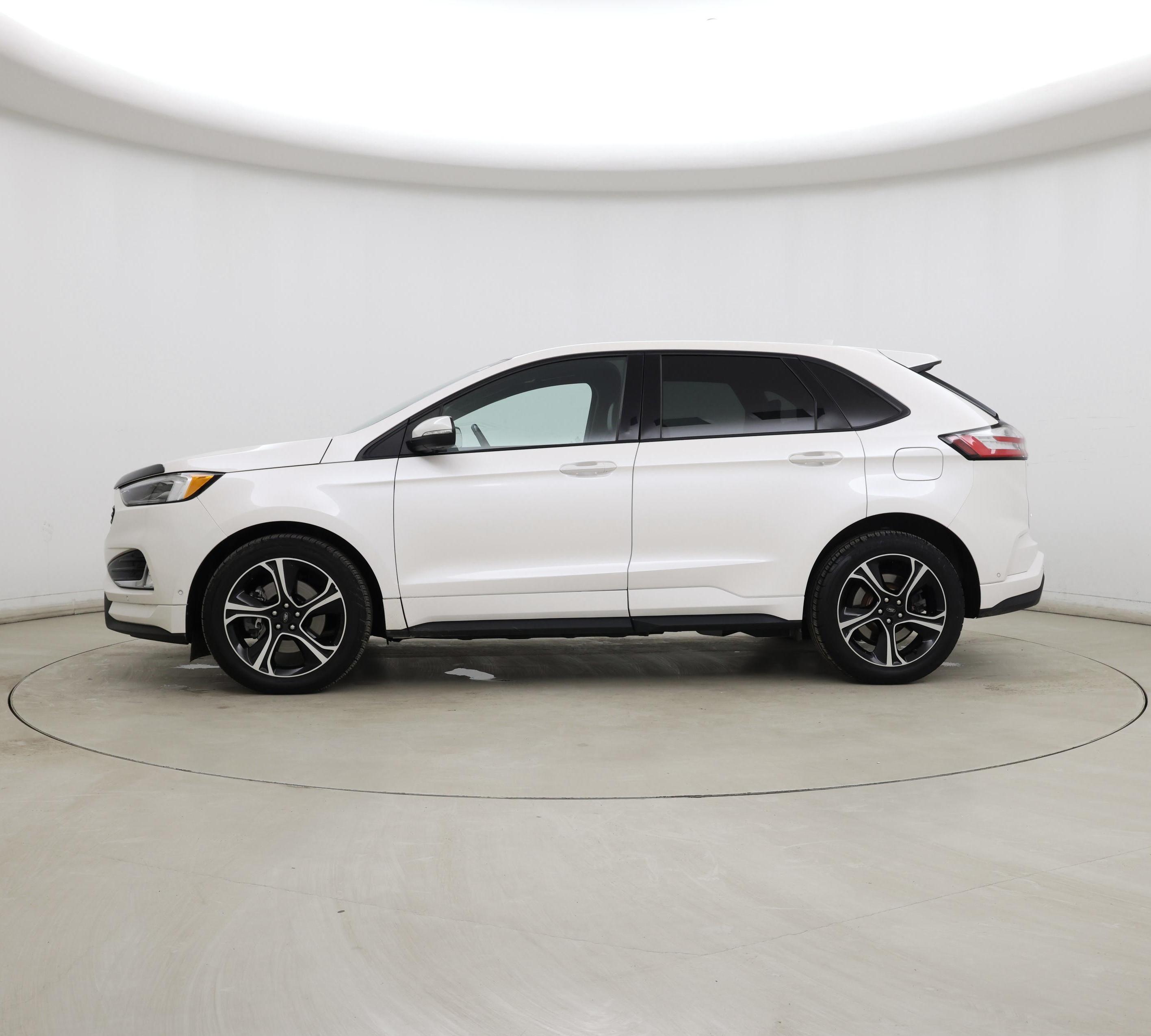 Thumbnail: 2019 Ford Edge - 3