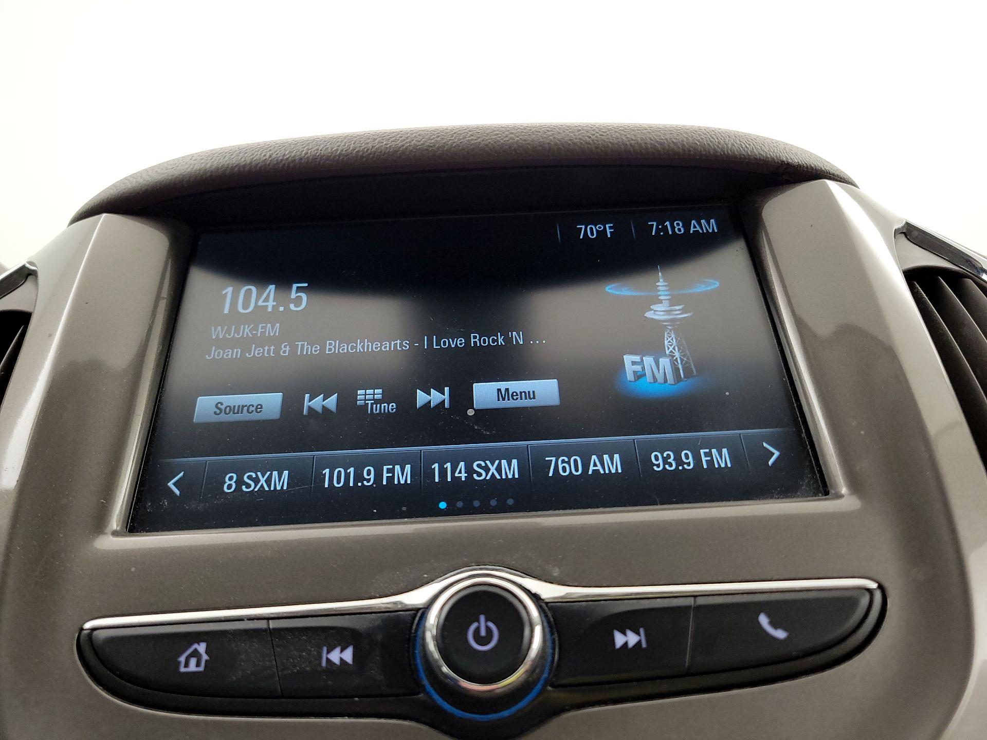 Thumbnail: 2017 Chevrolet Cruze - 15