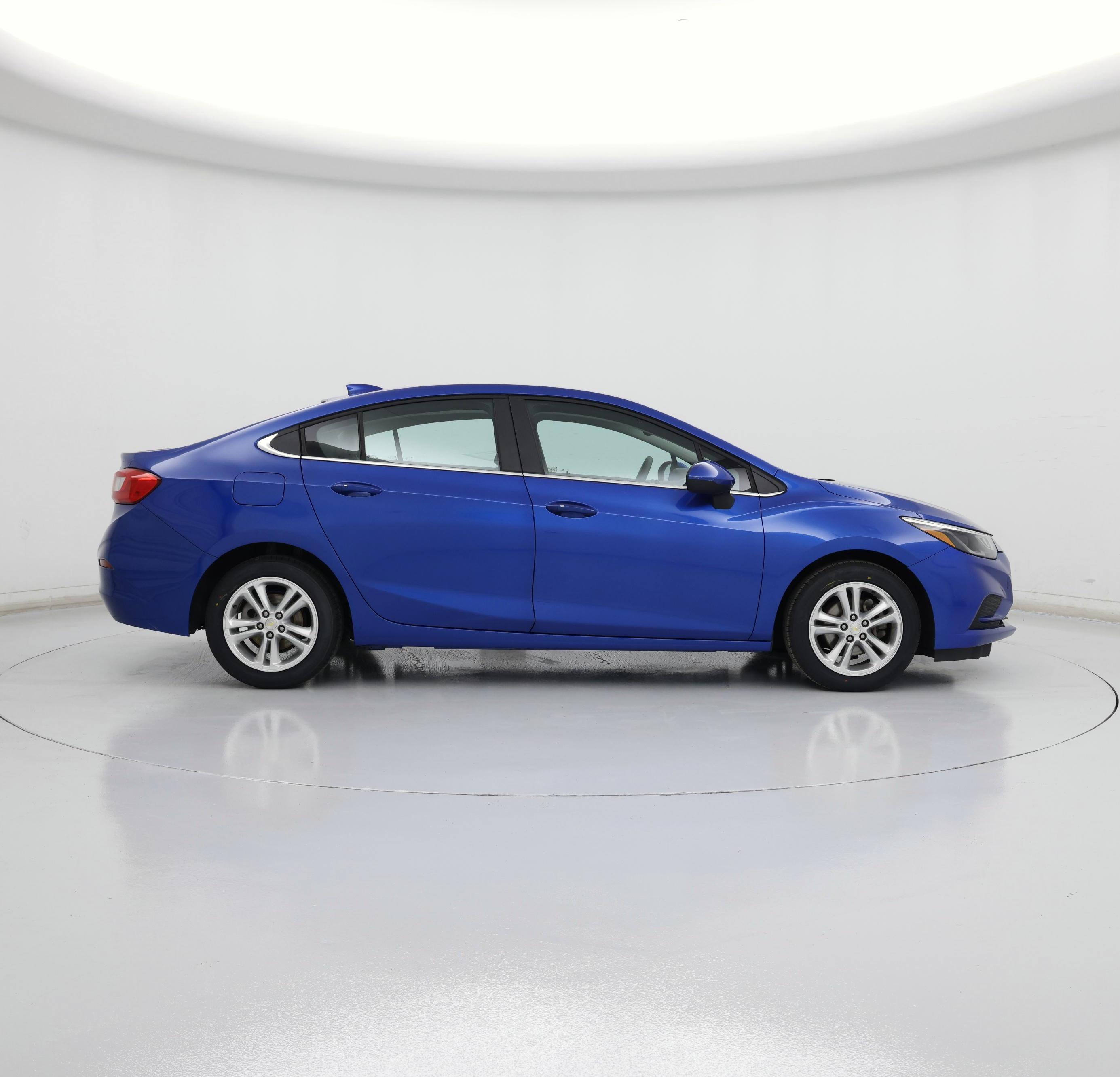 Thumbnail: 2017 Chevrolet Cruze - 7
