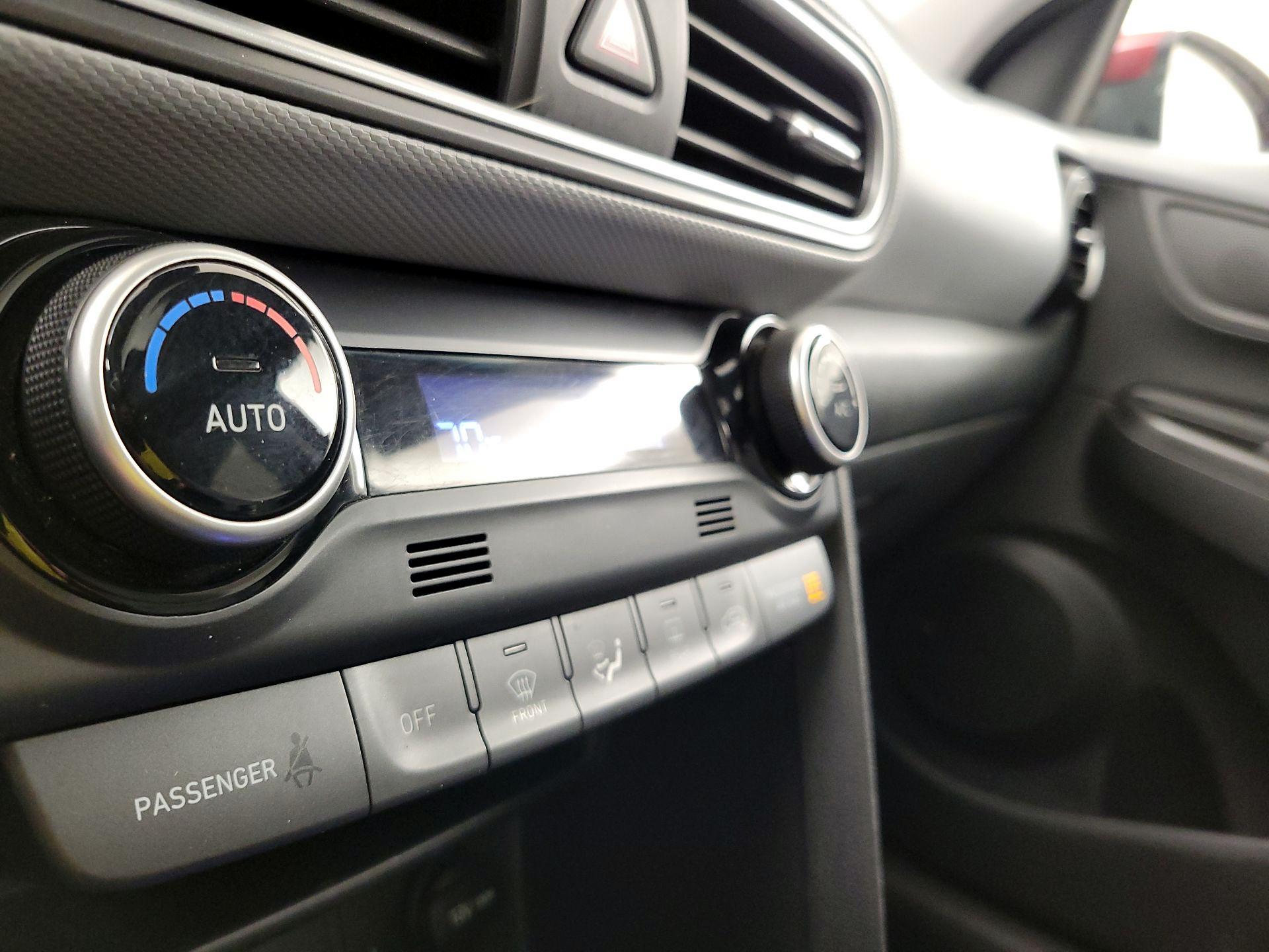 Thumbnail: 2020 Hyundai Kona - 16