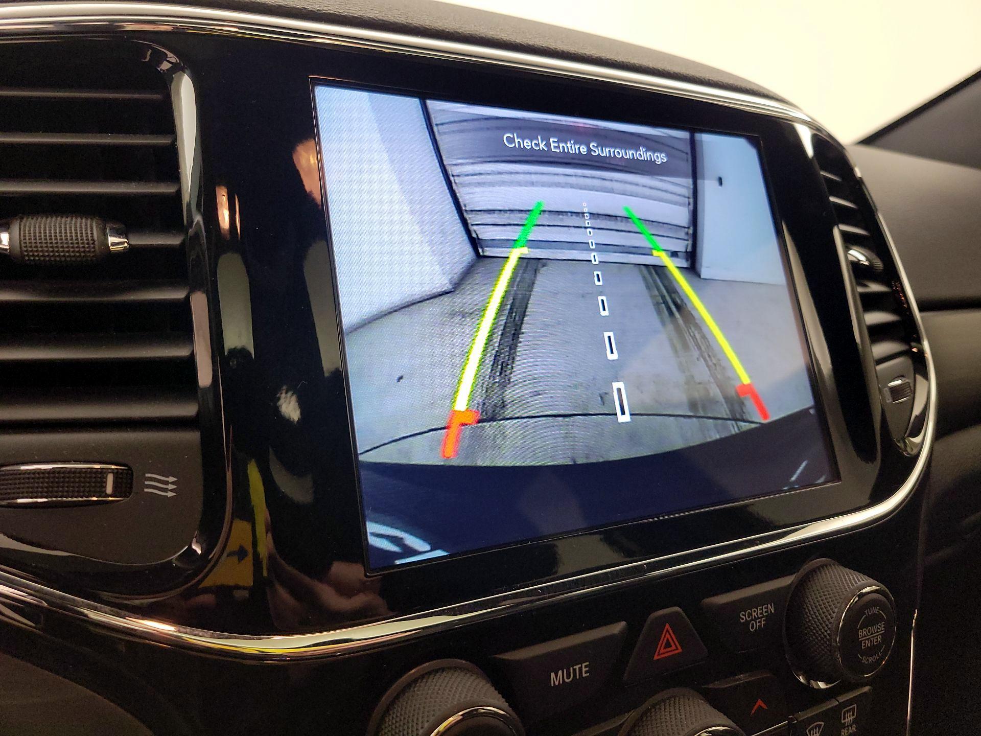 Thumbnail: 2021 Jeep Grand Cherokee - 15