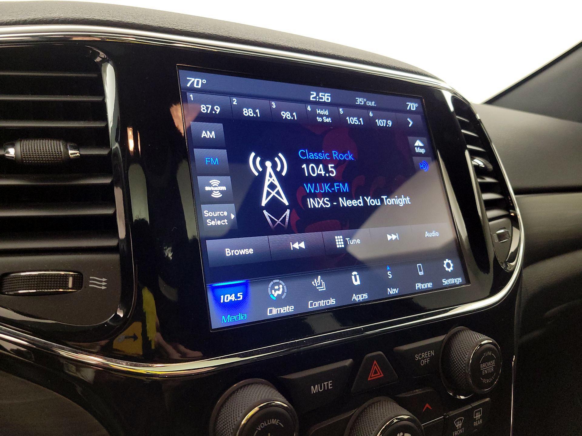 Thumbnail: 2021 Jeep Grand Cherokee - 16