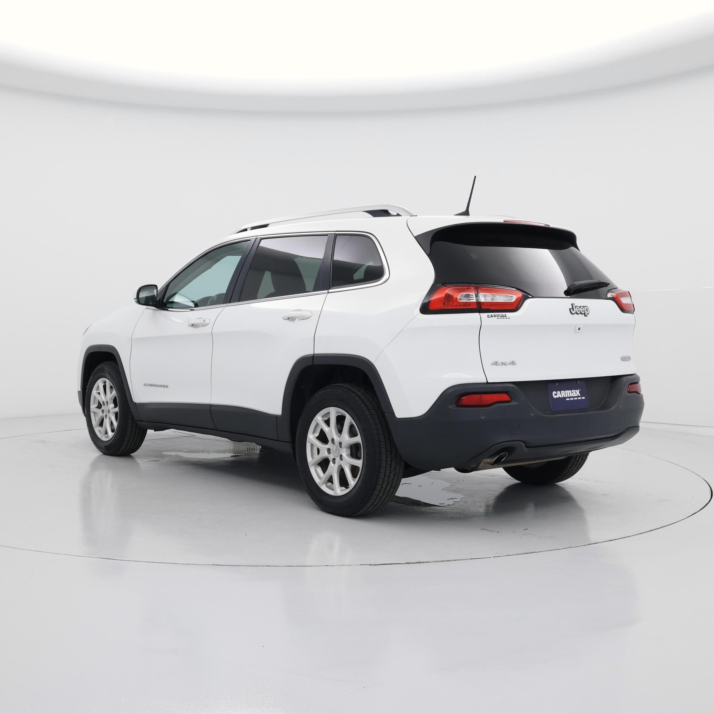 Thumbnail: 2016 Jeep Cherokee - 2