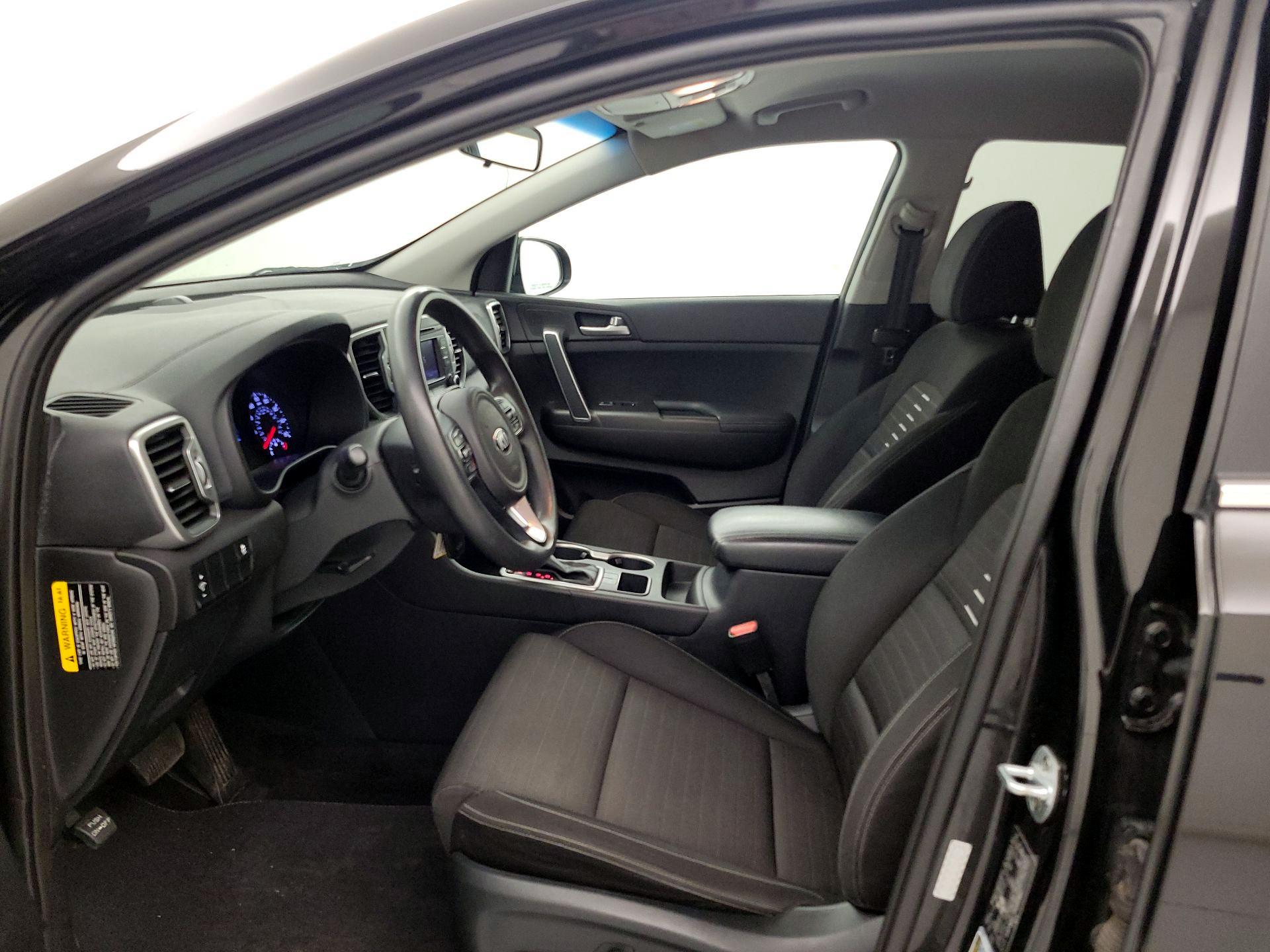 Thumbnail: 2017 Kia Sportage - 11