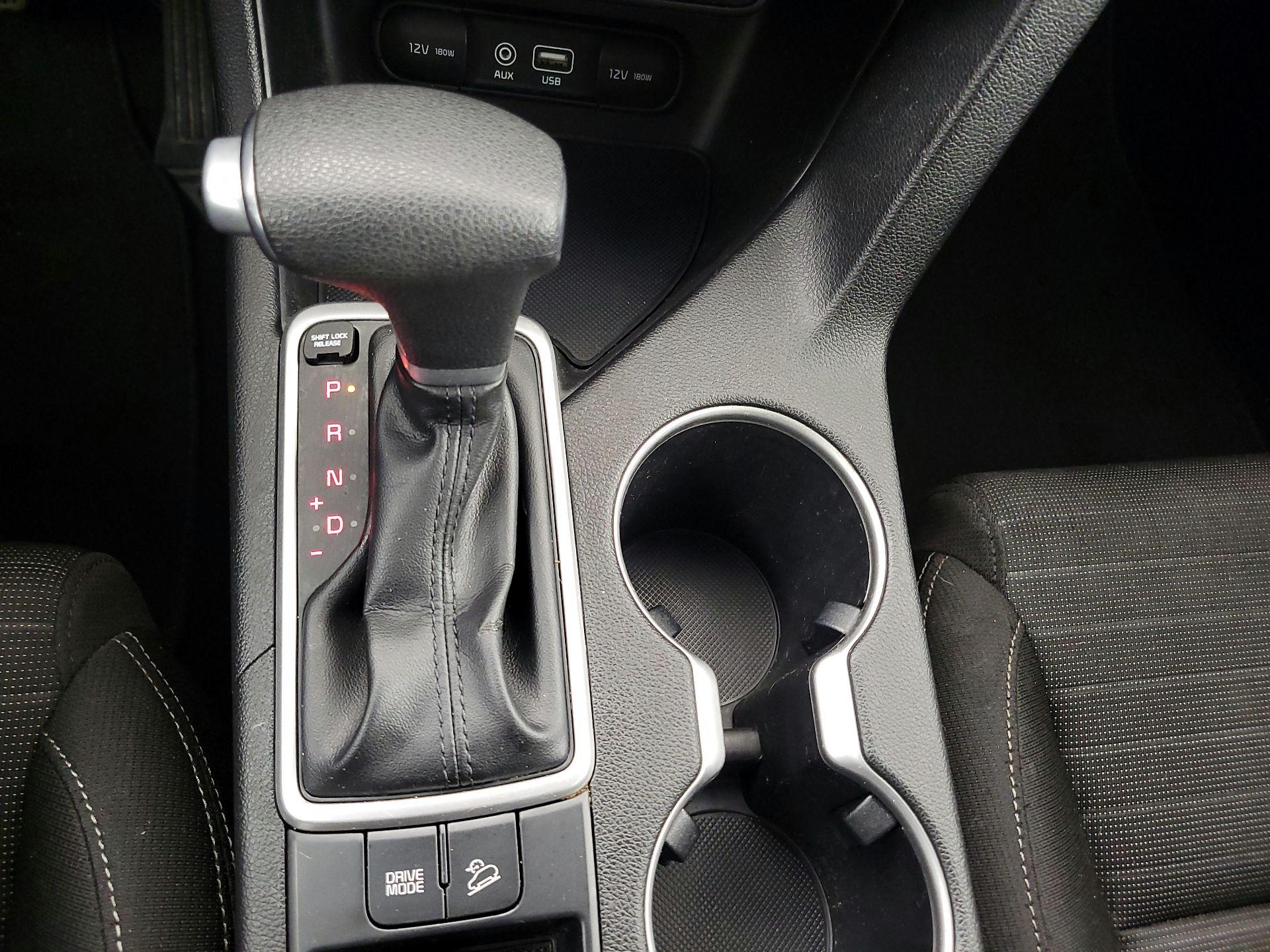 Thumbnail: 2017 Kia Sportage - 17