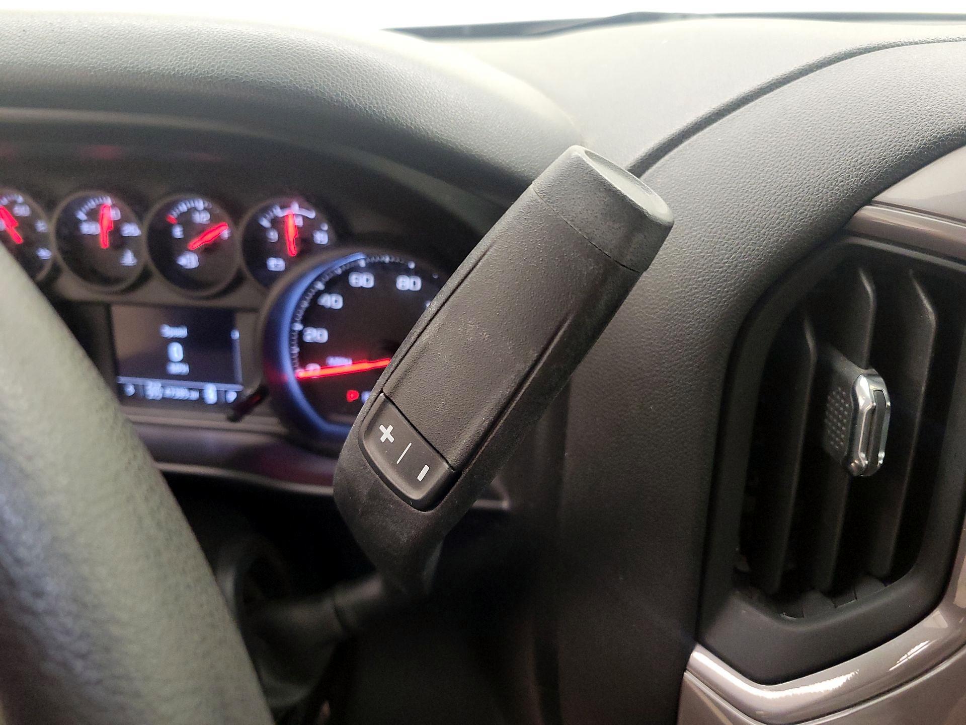 Thumbnail: 2020 Chevrolet Silverado 1500 - 17