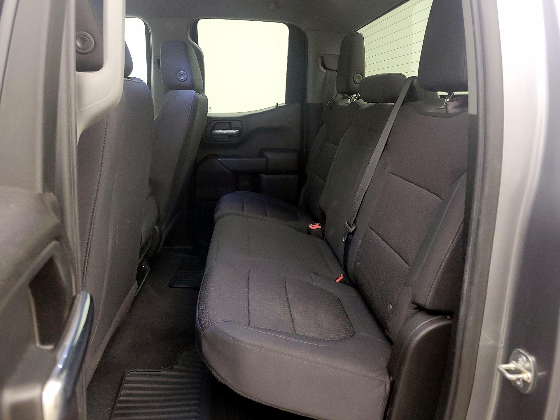 Thumbnail: 2020 Chevrolet Silverado 1500 - 19