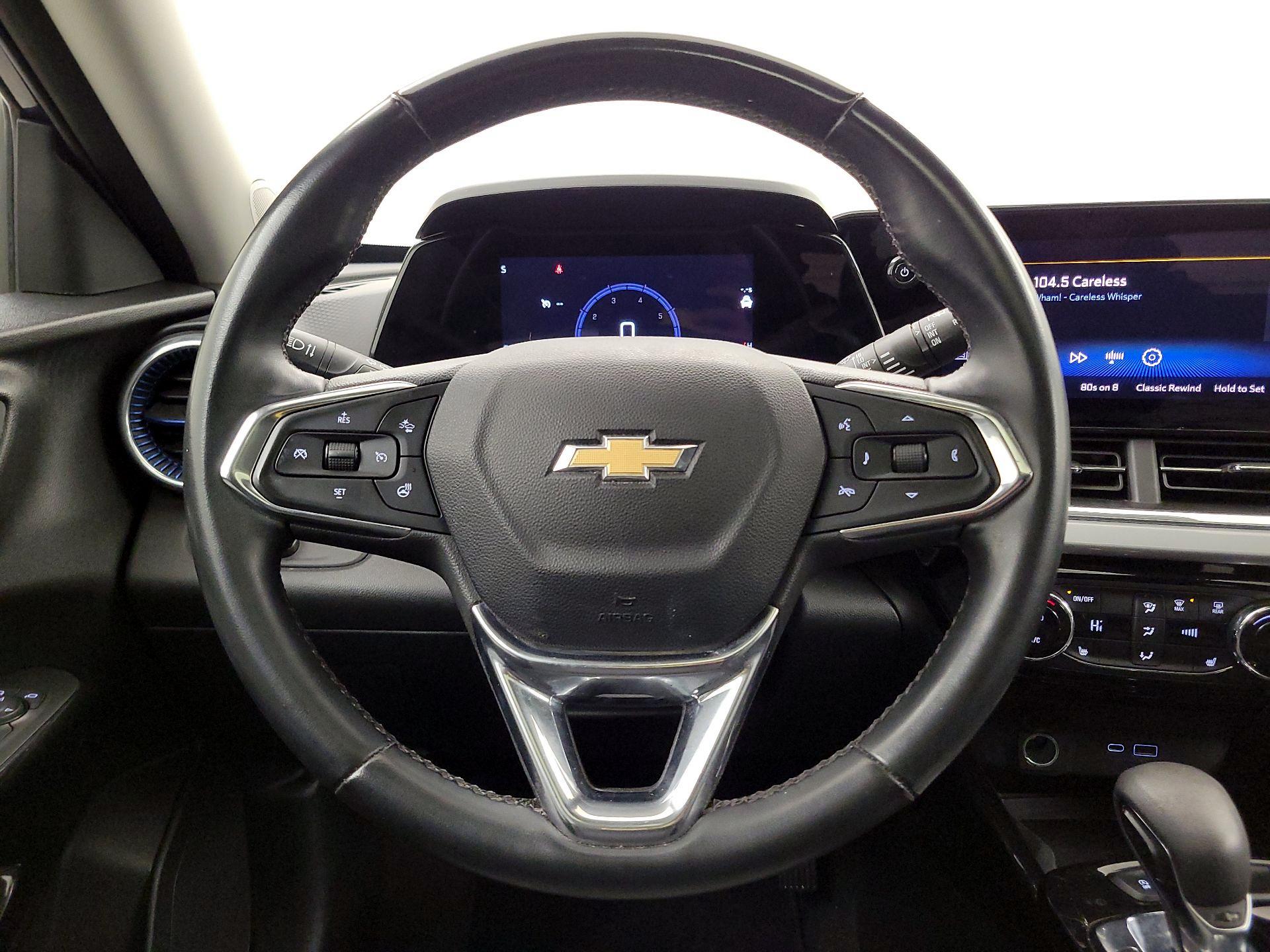 Thumbnail: 2024 Chevrolet Trax - 10