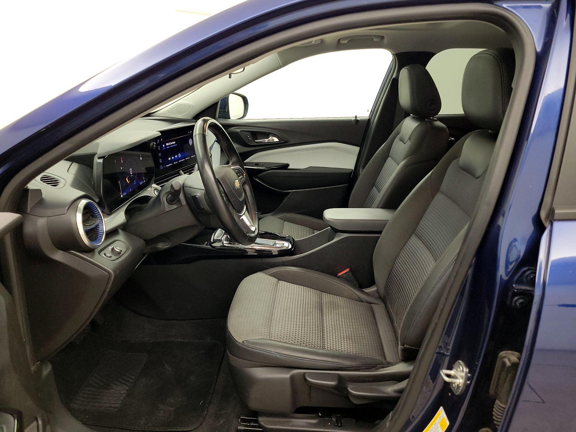 Thumbnail: 2024 Chevrolet Trax - 11