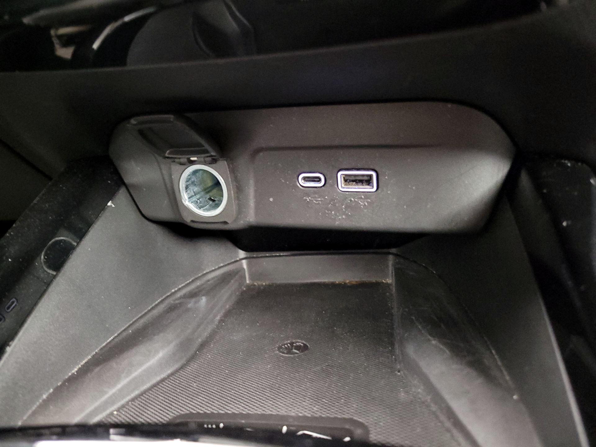 Thumbnail: 2024 Chevrolet Trax - 18