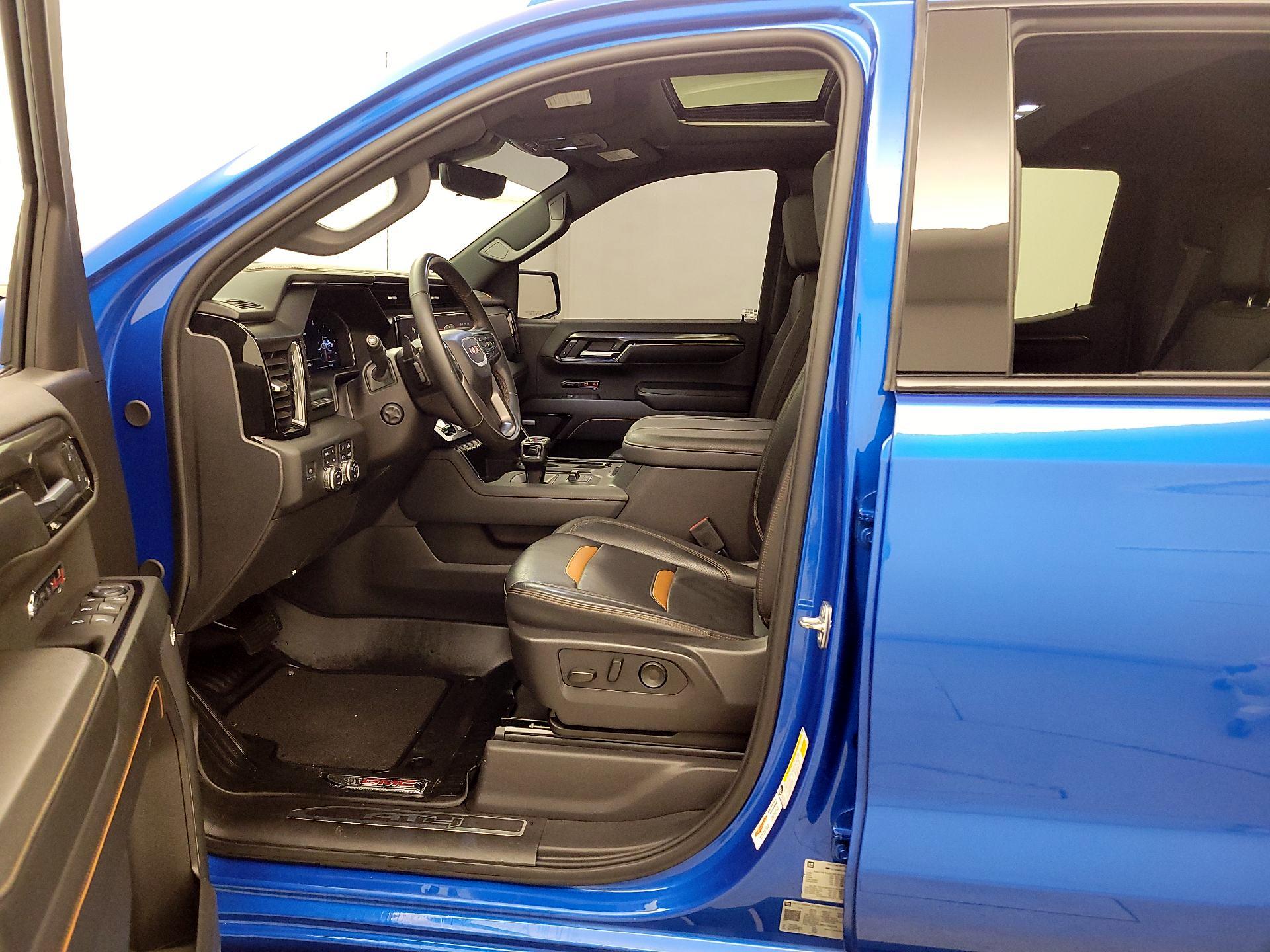 Thumbnail: 2024 GMC Sierra 1500 - 11