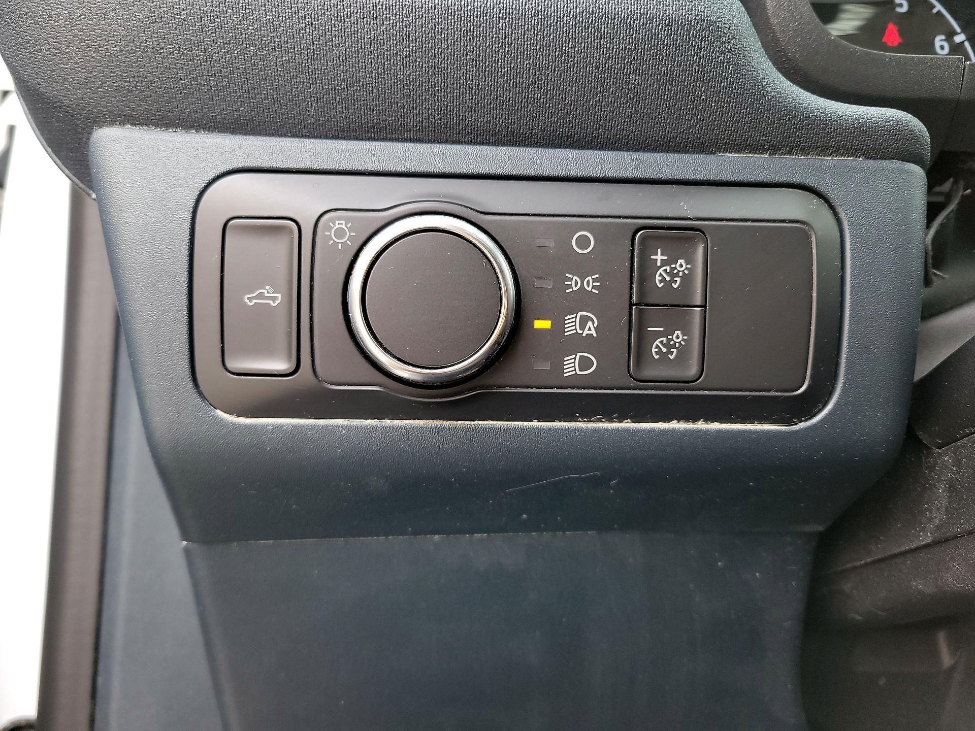 Thumbnail: 2022 Ford Maverick - 11