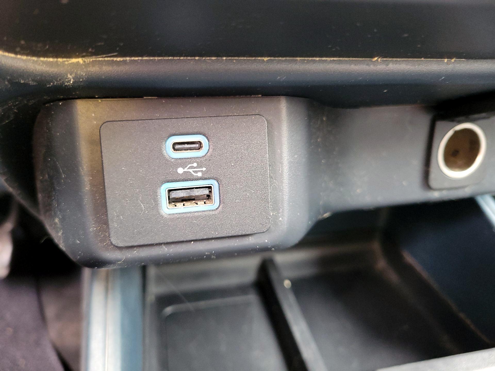 Thumbnail: 2022 Ford Maverick - 16